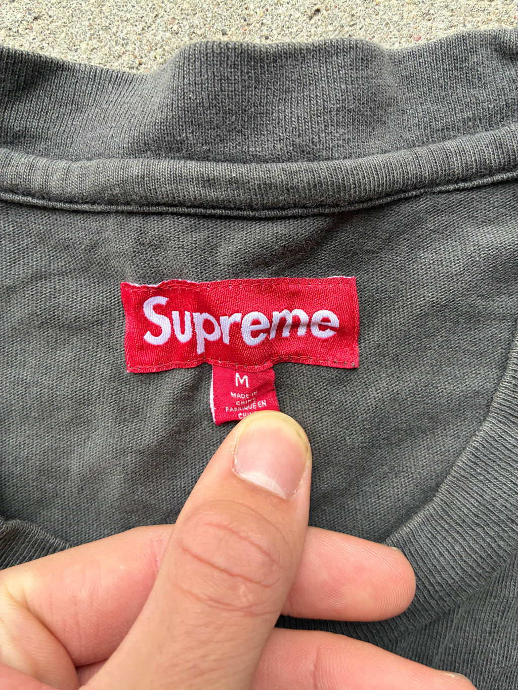 Supreme “FLOCKED WASHED” Tee (M)