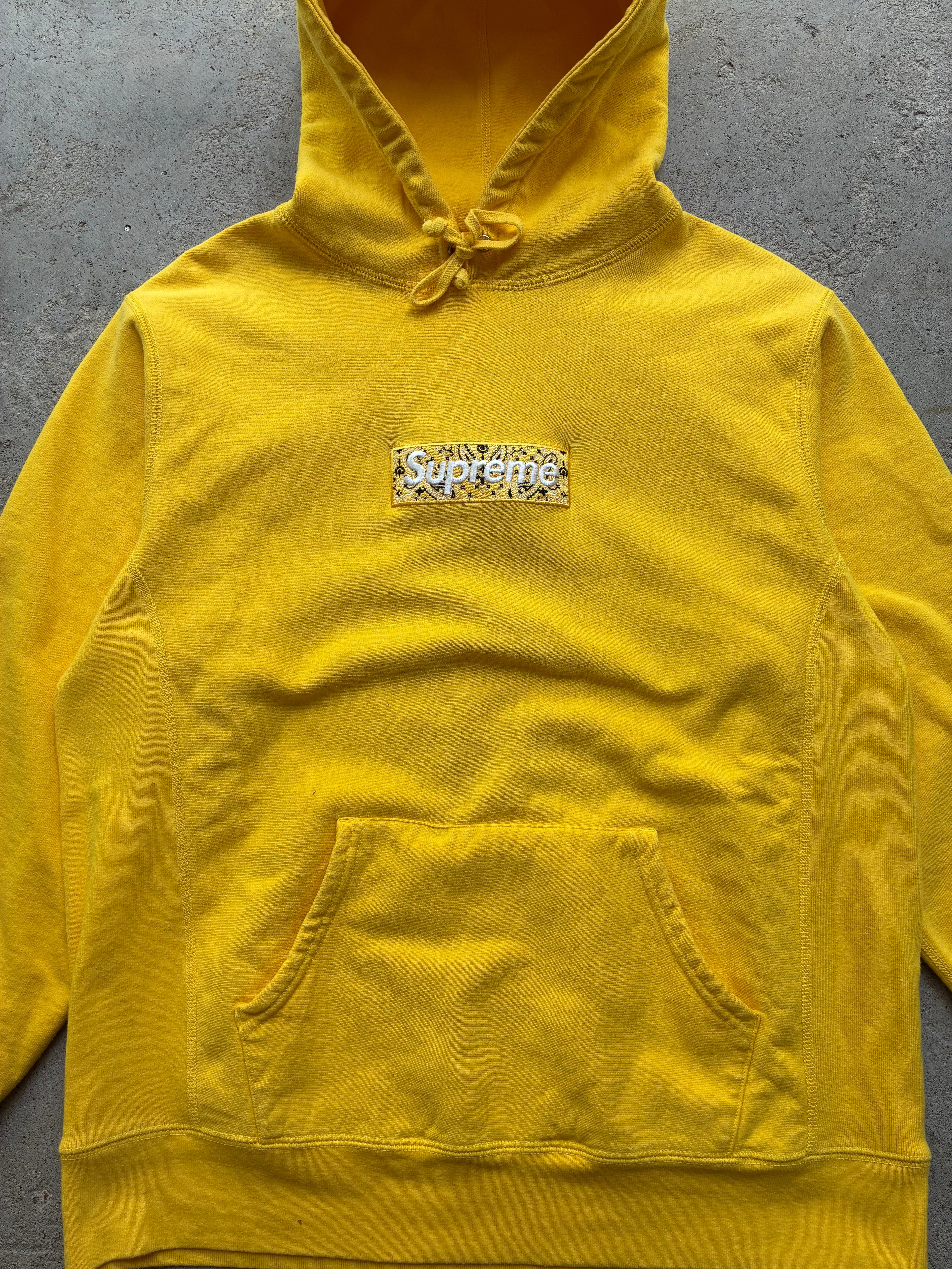 Supreme “BANDANA” Box Logo Hoodie (L)