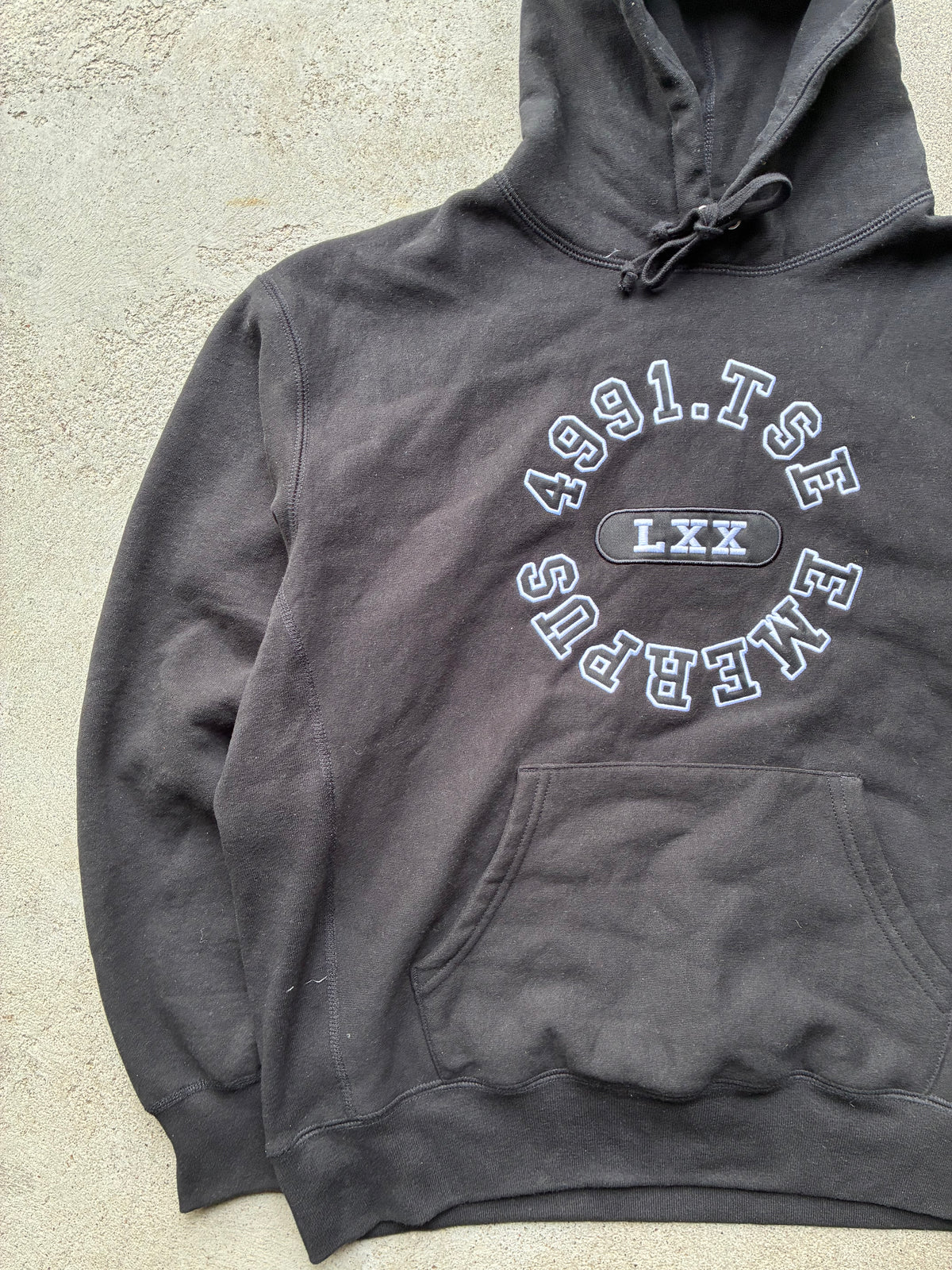 Supreme “NOIR TAILLE” Hoodie (S)
