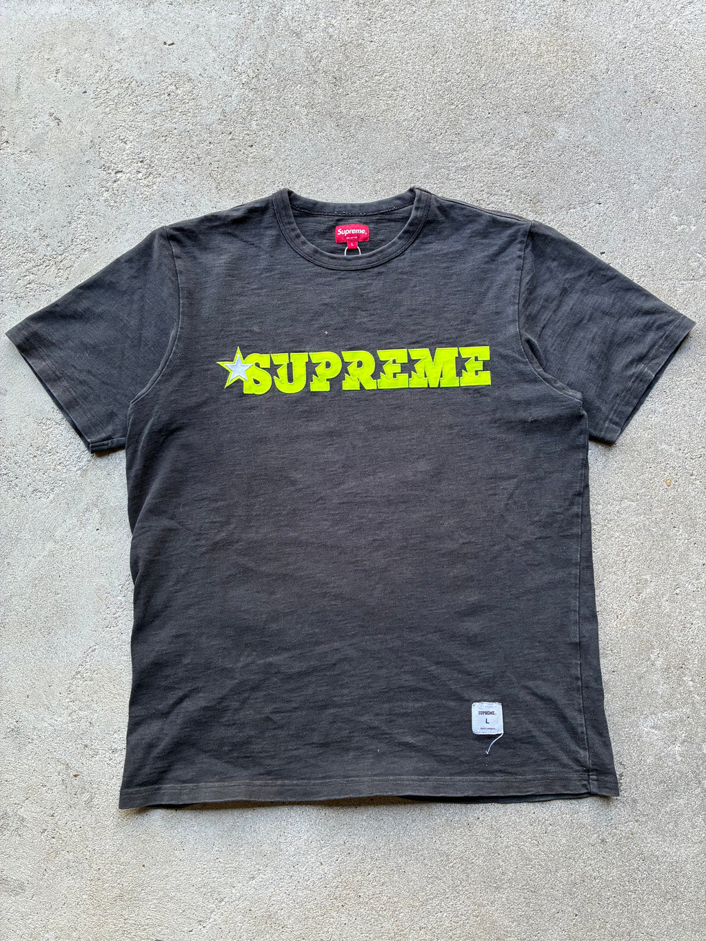 Supreme “STAR LOGO S/S” Tee (L)