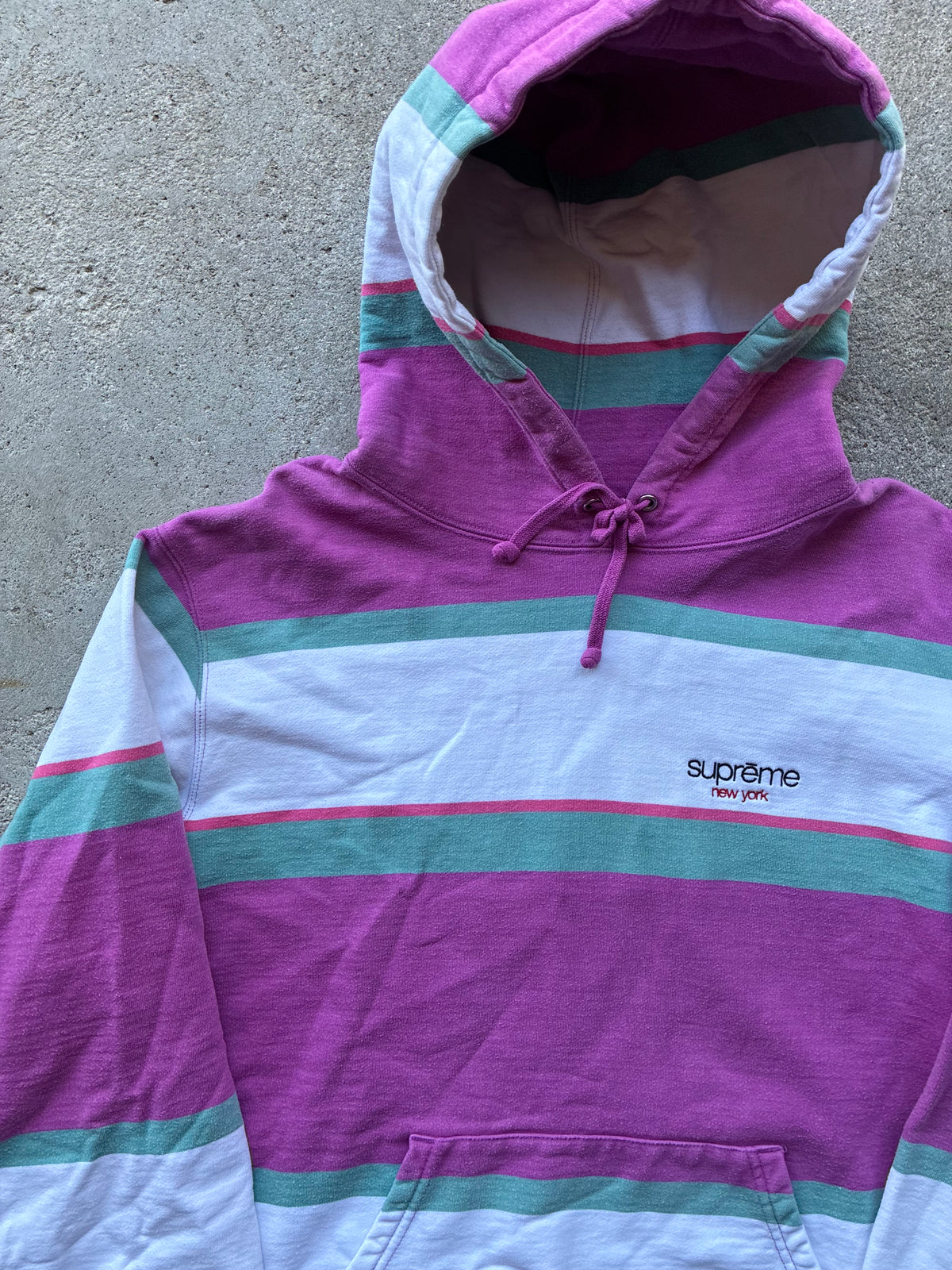 Supreme “STRIPED NEW YORK” Hooded Hoodie (M)