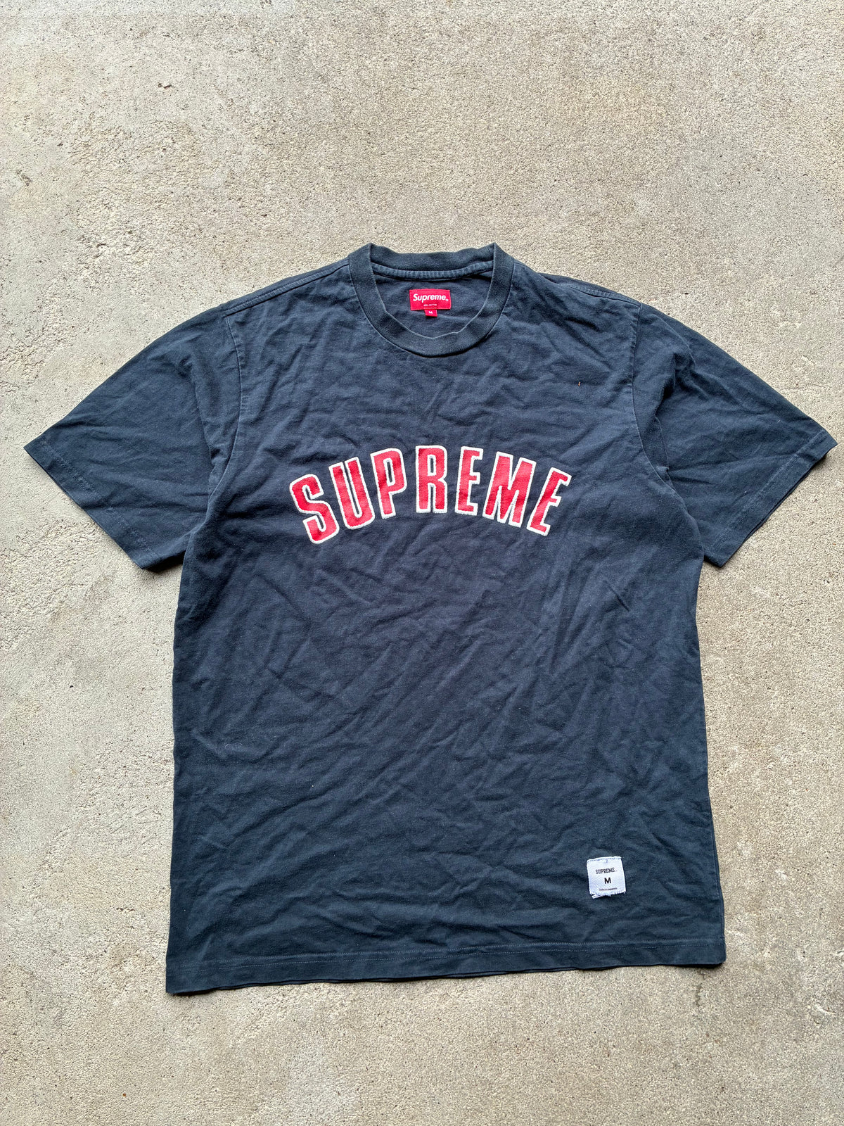 Supreme “PRINTED ARC LOGO” Tee (M)