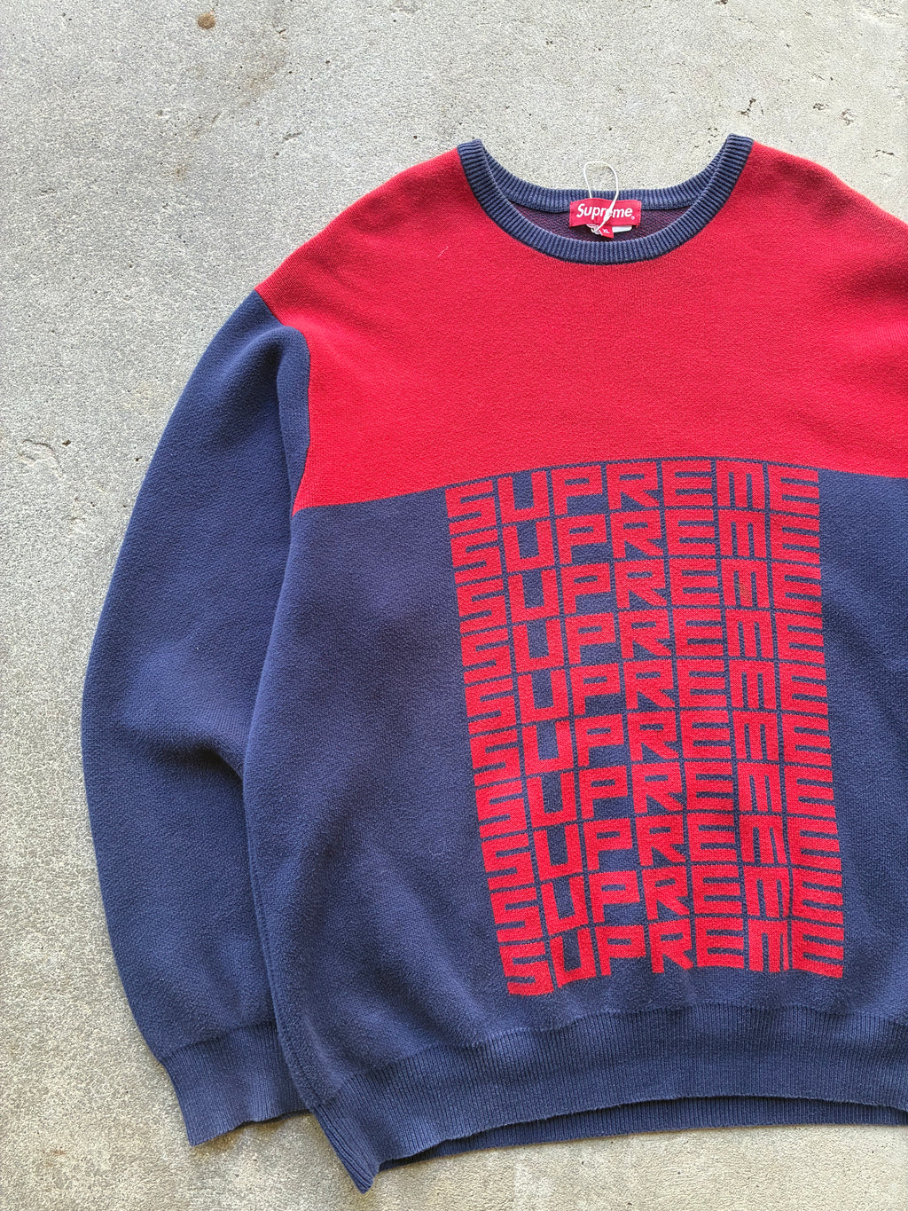 Supreme “REPEAT LOGO” Sweater (XL)