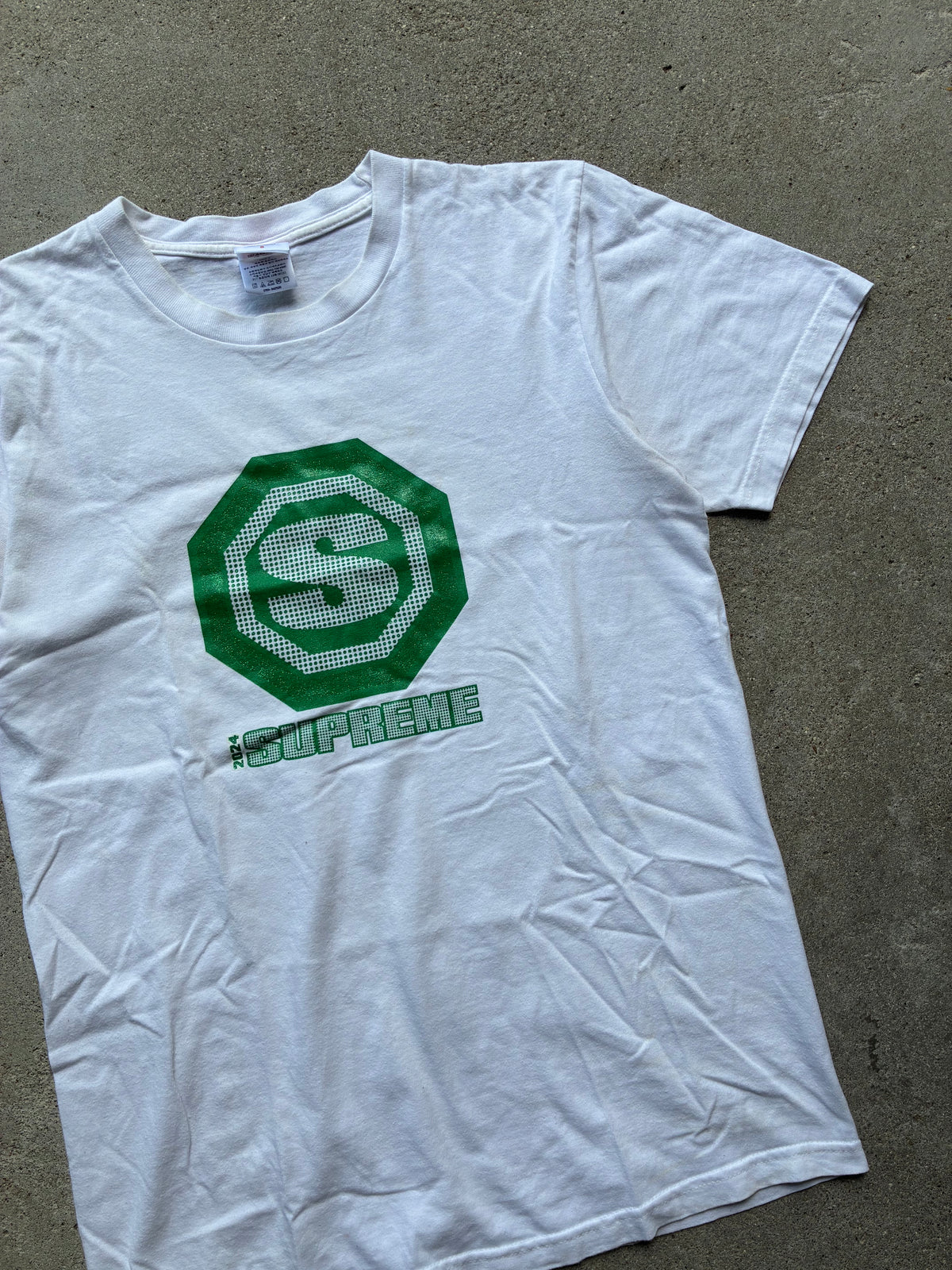 Supreme “BLOCKBUSTER” Tee (S)