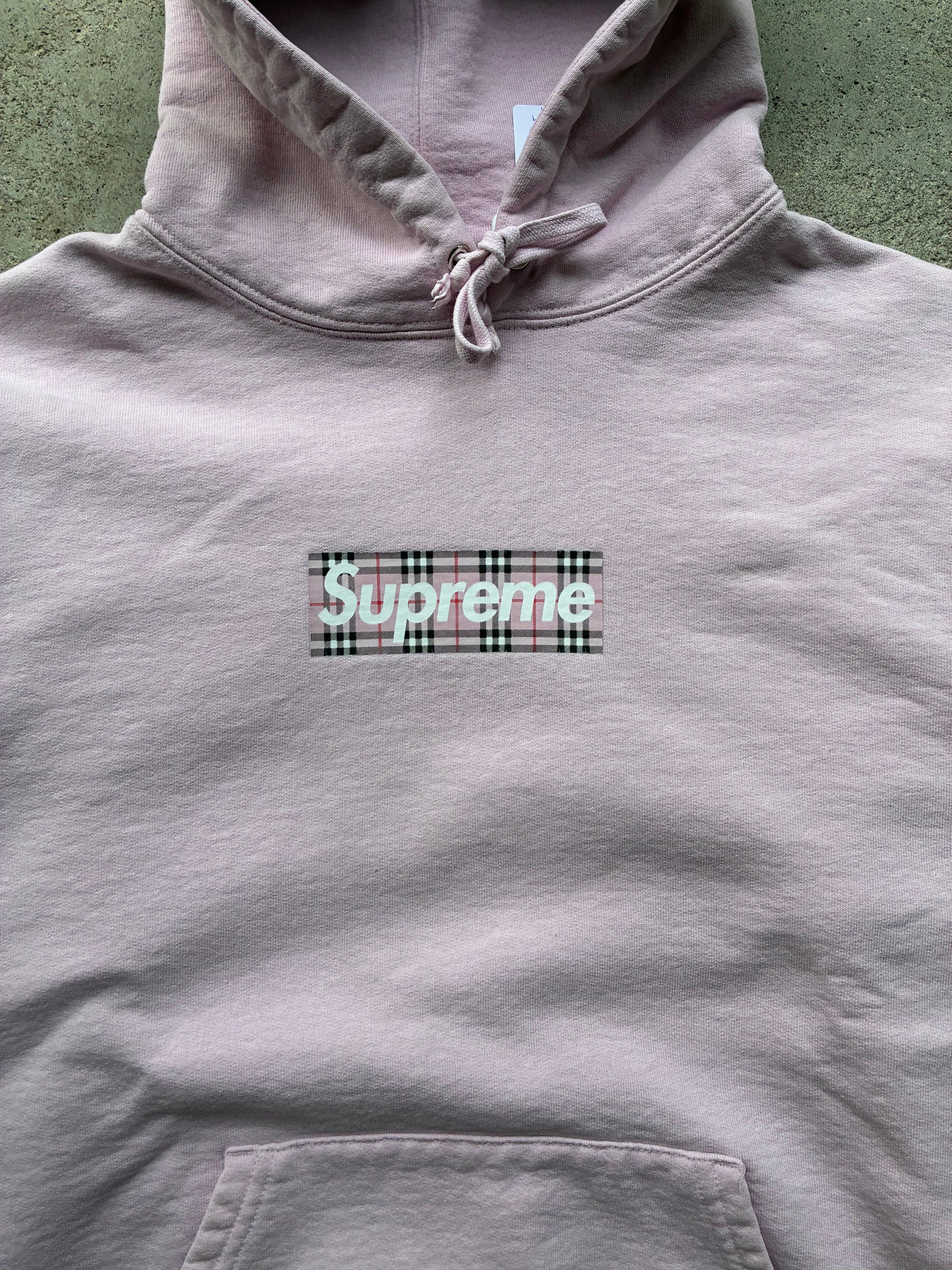 Supreme x Burberry “PINK” hoodie (S)
