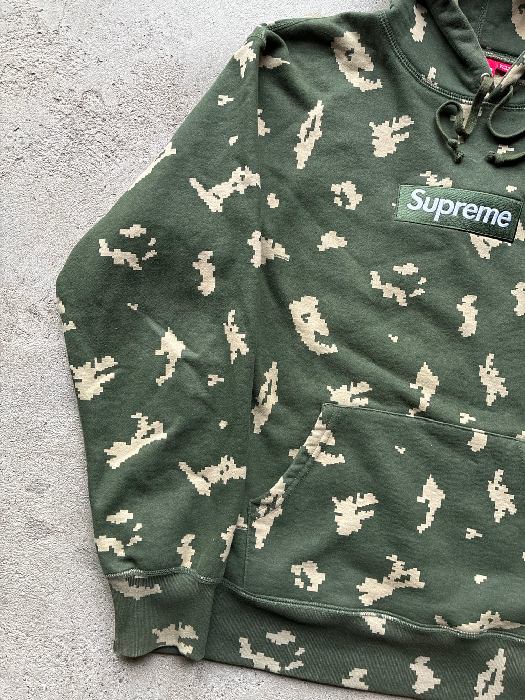 Supreme “CAMO” Box logo hoodie (M)