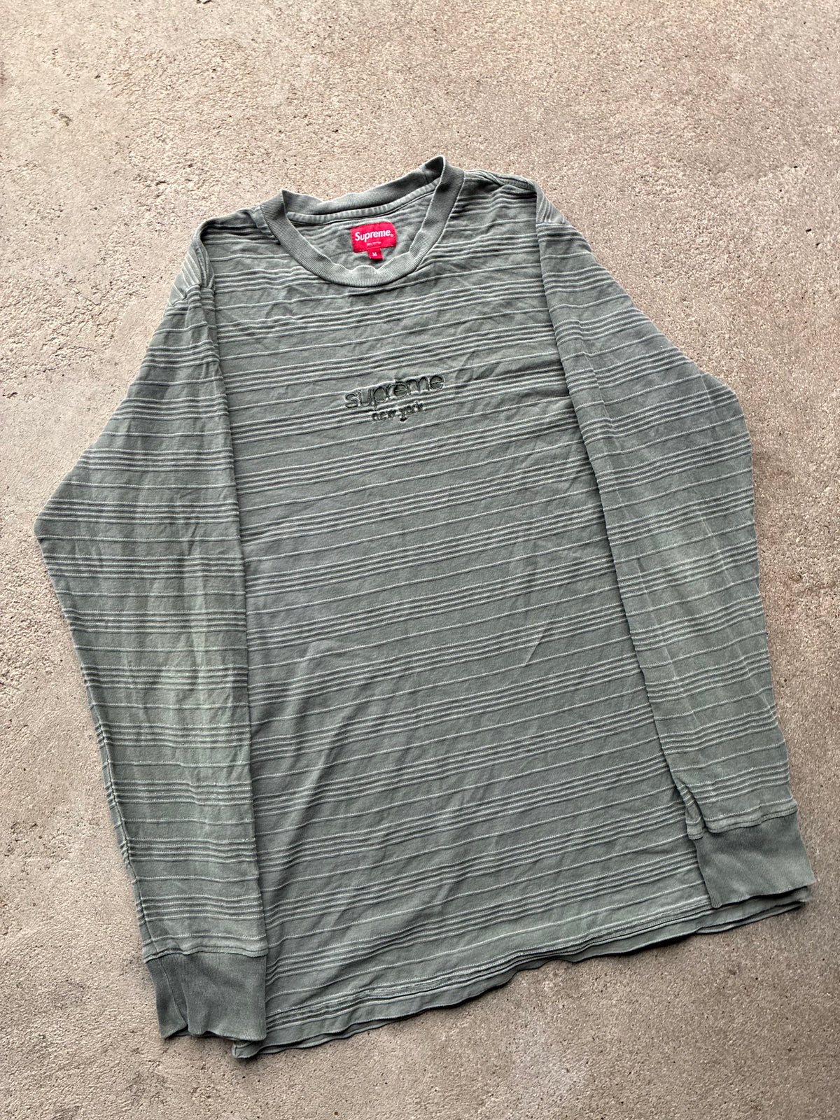 Supreme “RIPPED NEW YORK” Long Sleeve (M)