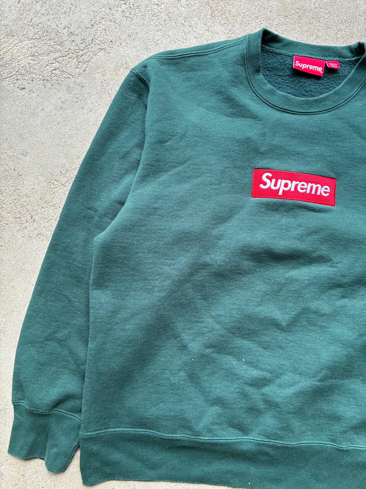Supreme (FW22 FOREST GREEN) Box Logo. Crewneck (M)