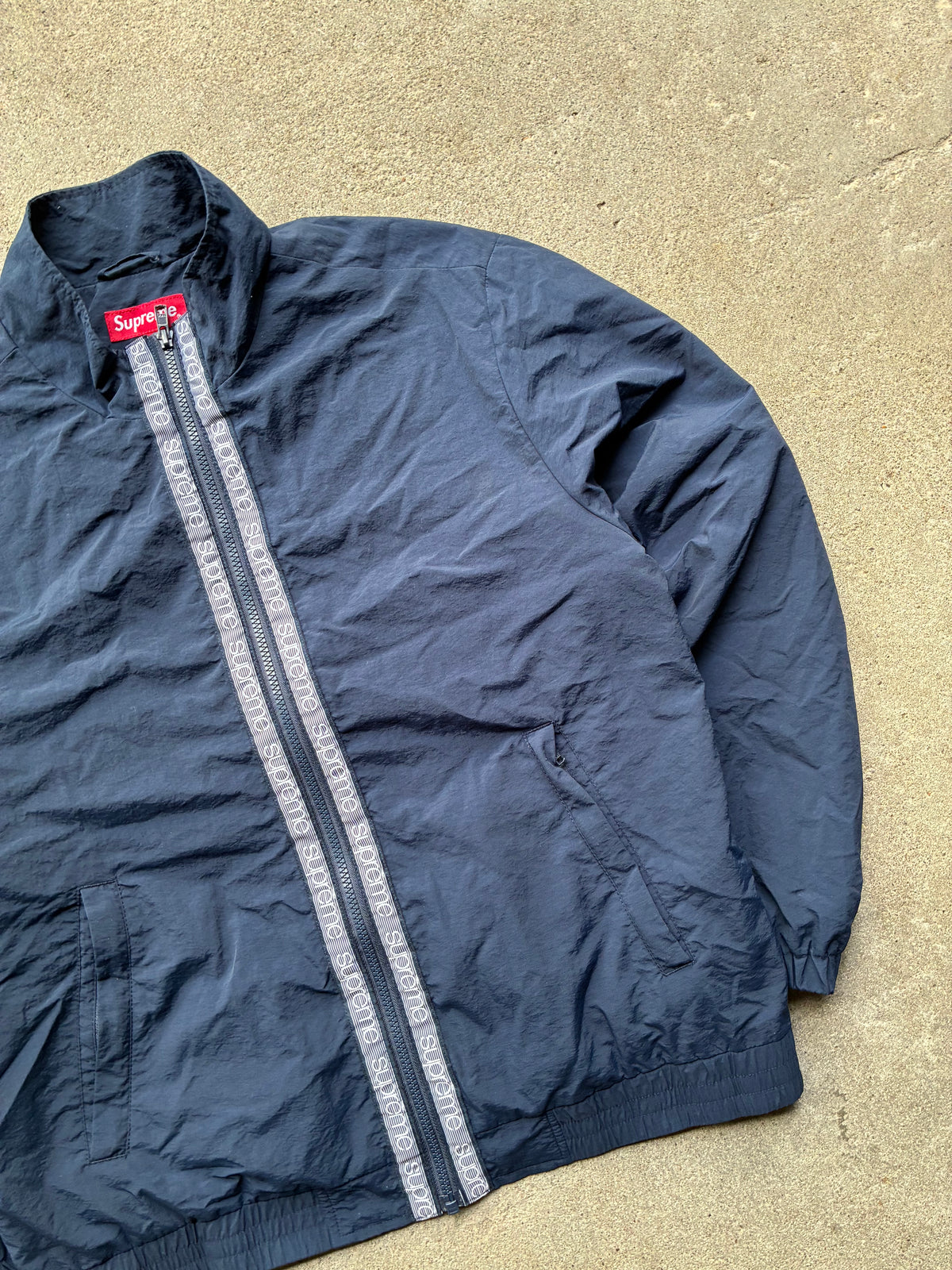 Supreme “ZIP UP LOGO” Jacket (M)