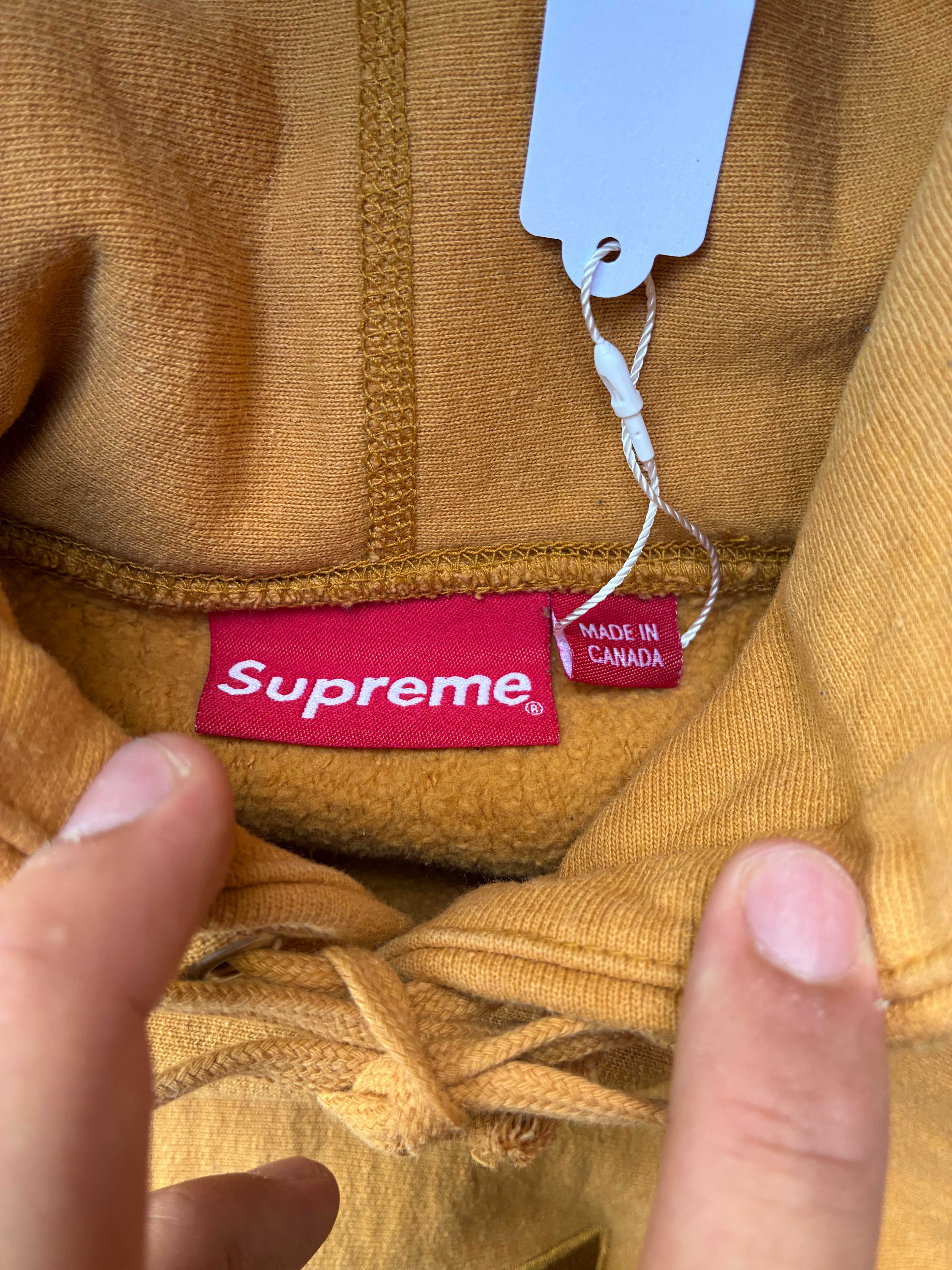 Supreme box logo “MUSTARD FW21” Hoodie (M)