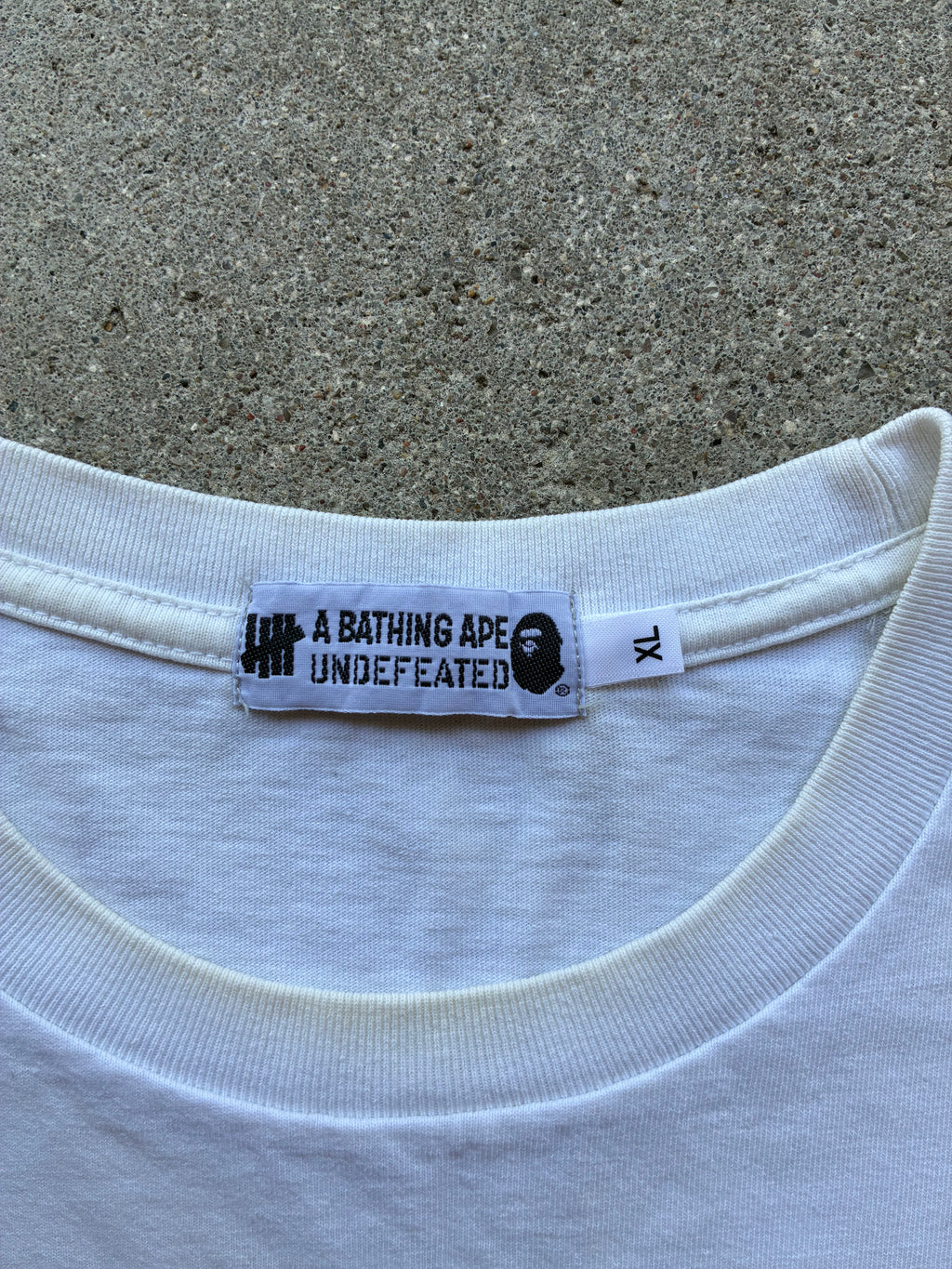 “BAPE x UNDEFEATED” tee (XL)