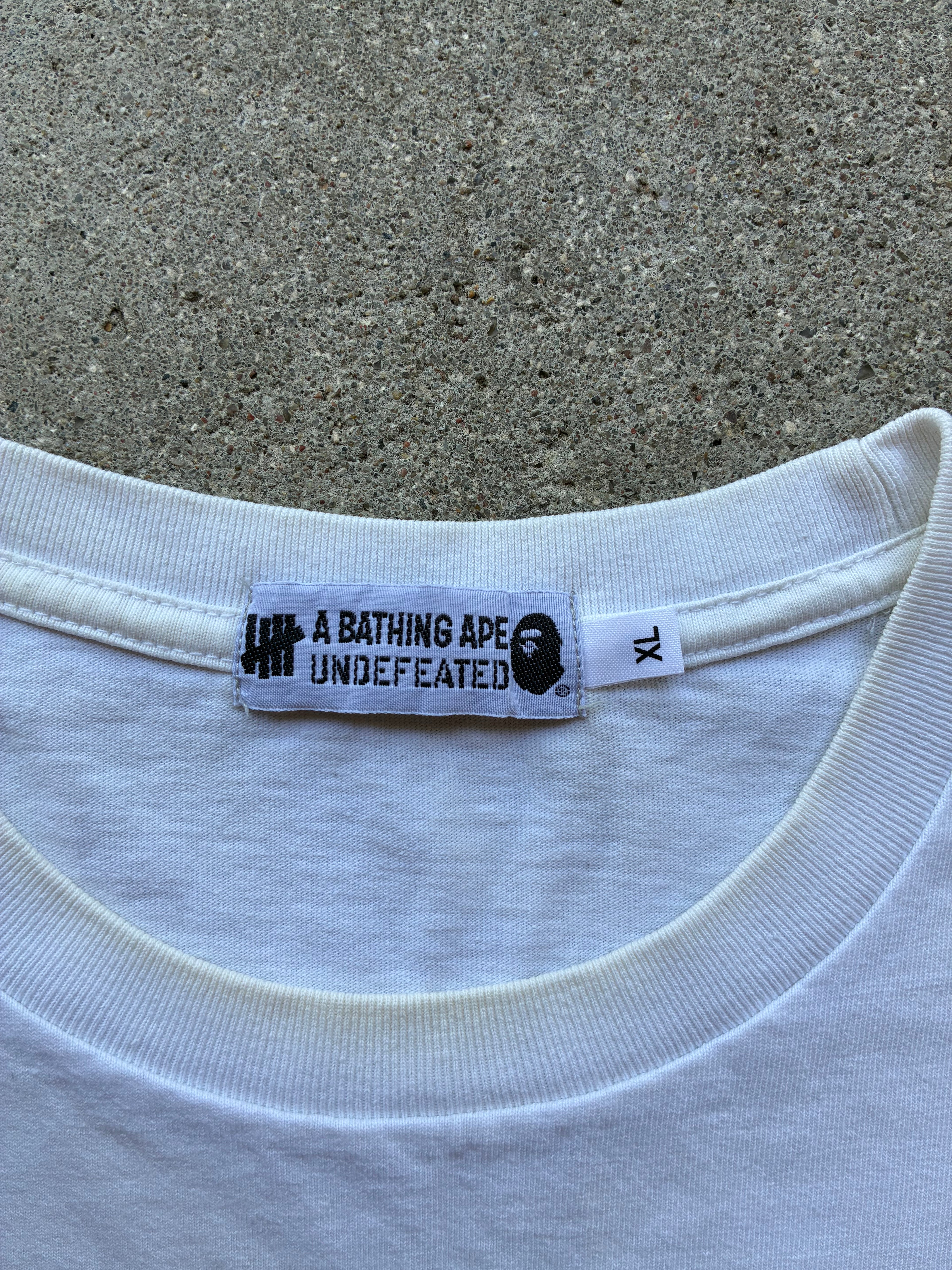 “BAPE x UNDEFEATED” tee (XL)