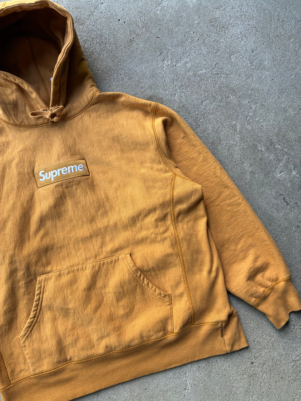 Supreme box logo “MUSTARD FW21” Hoodie (M)
