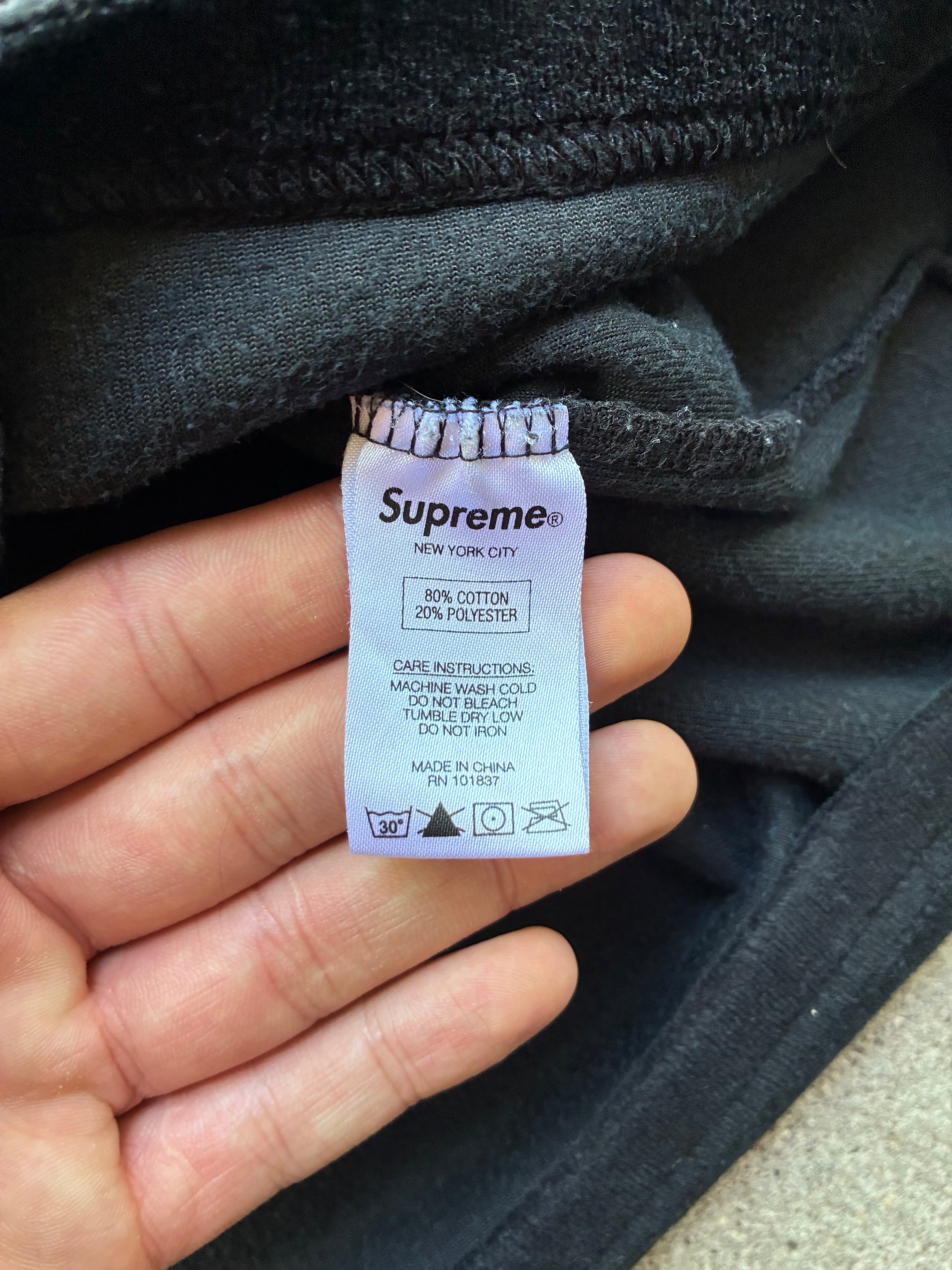 Supreme “VELOUR VELVET ARC LOGO”  Jersey (M)