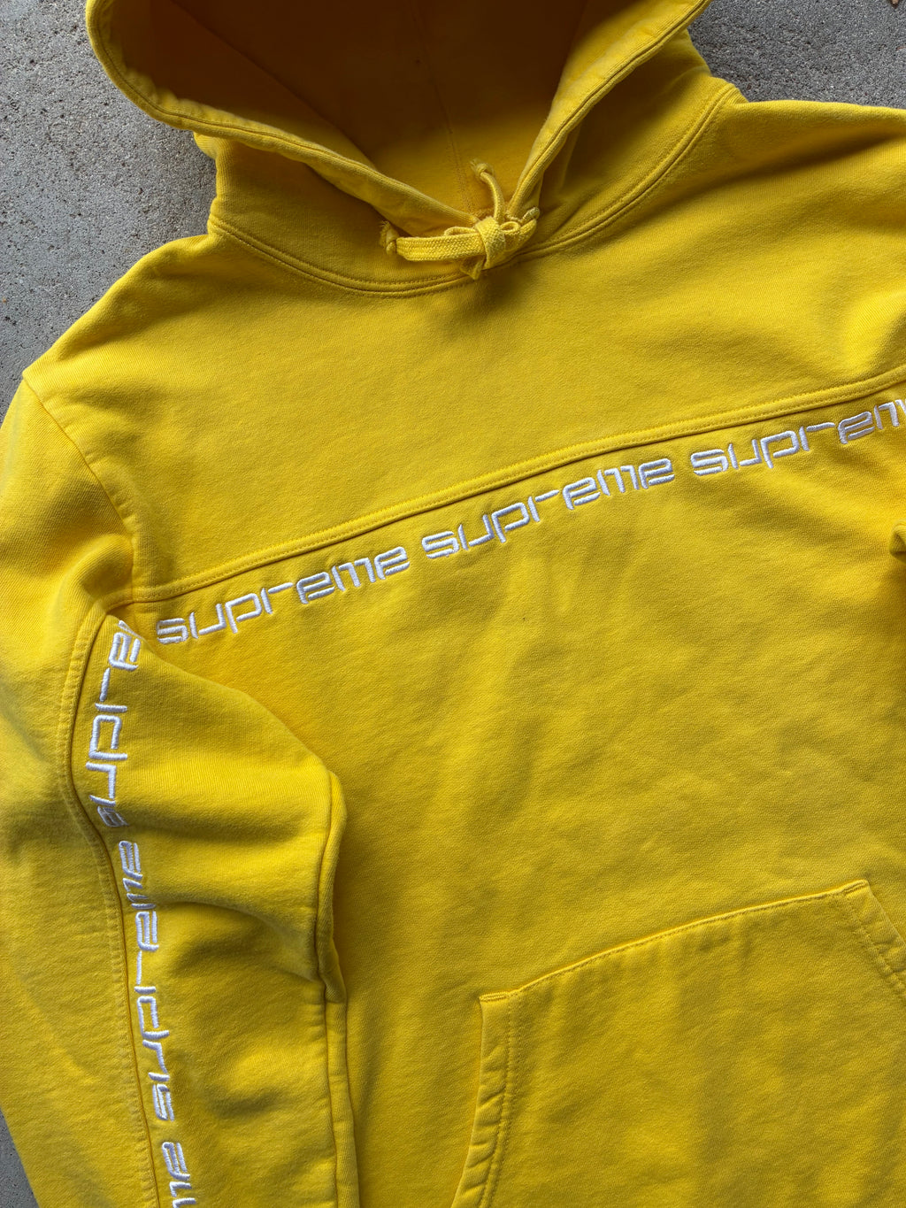 Supreme “TEXT STRIPED LOGO” Hoodie (M)
