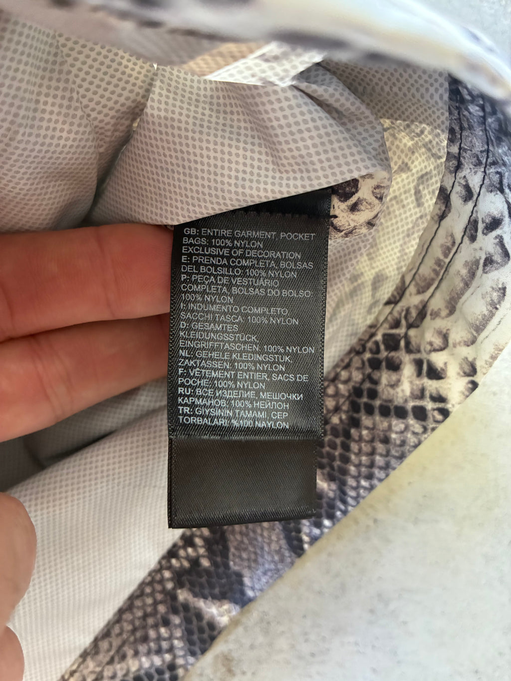 Supreme x The north face “SNAKESKIN” jakke (L)