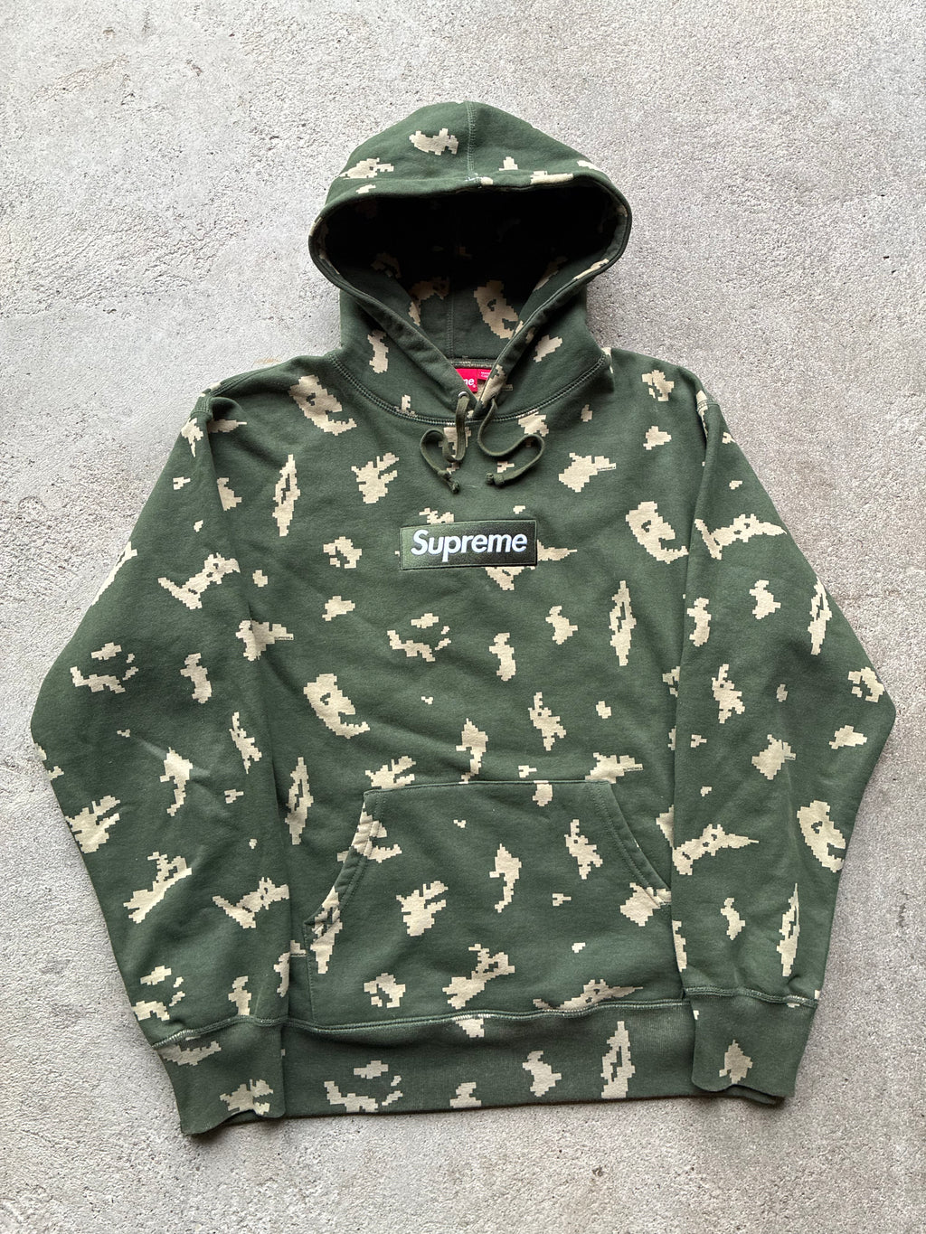 Supreme “CAMO” Box logo hoodie (M)