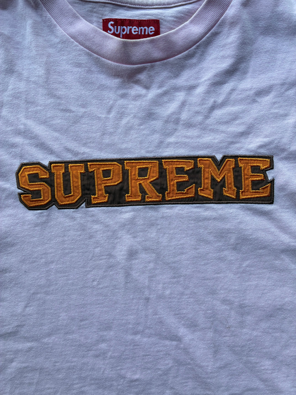 Supreme “SATIN APPLEQUE SS25” Tee (M)