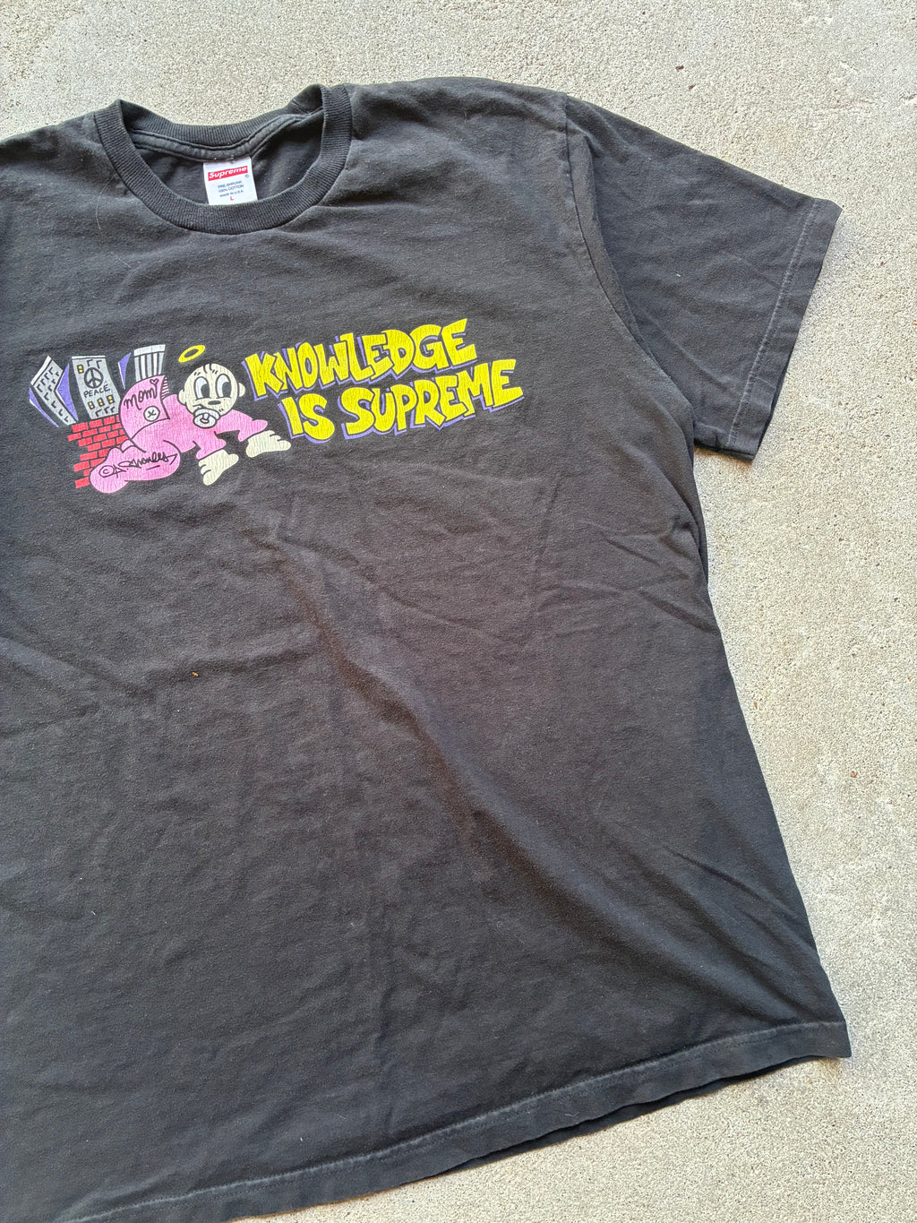 Supreme “KNOWLEDGE IS SUPREME” Tee (L)