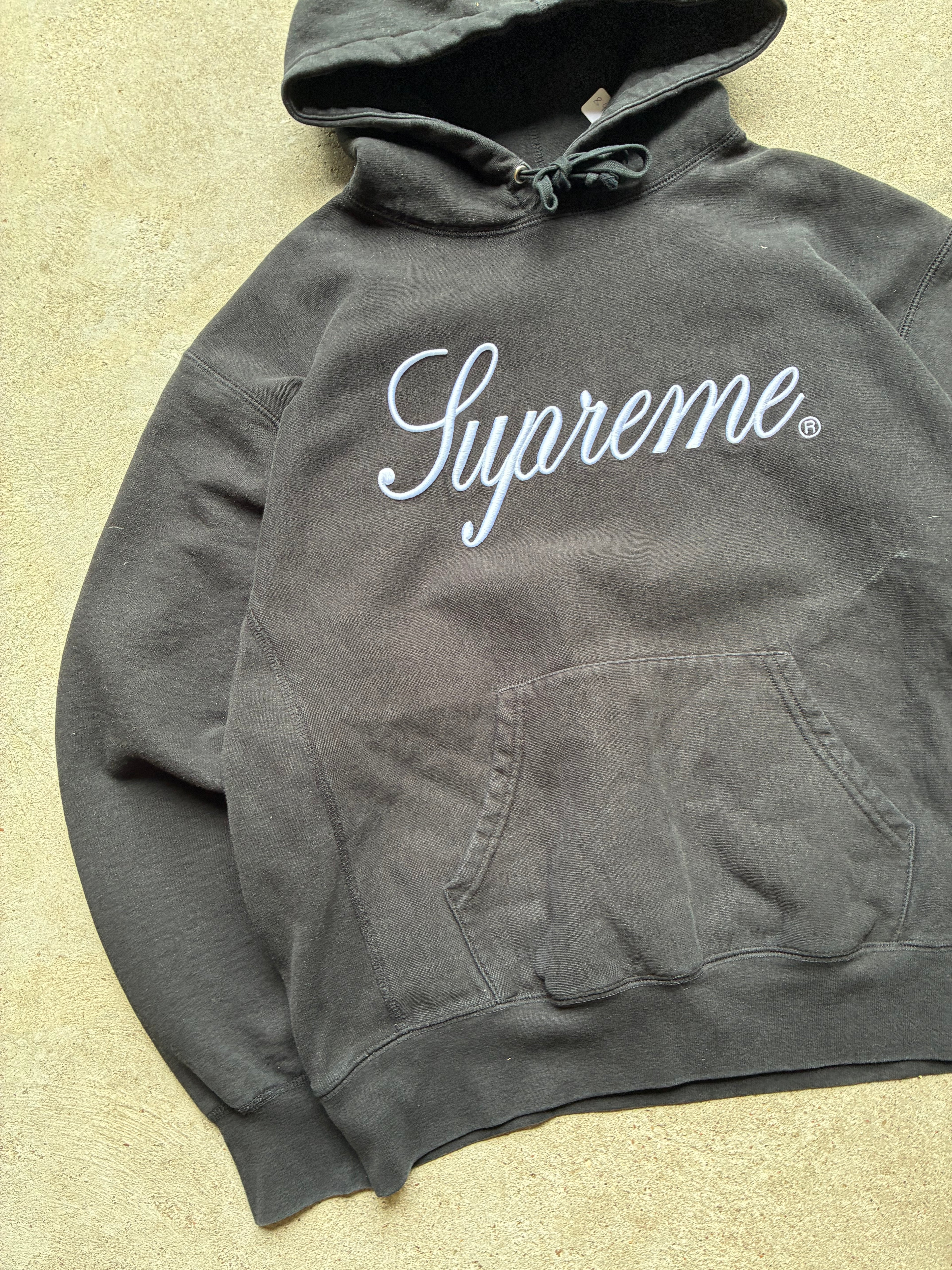 Supreme “EMBROIDERED SCRIPT” Hoodie (S)