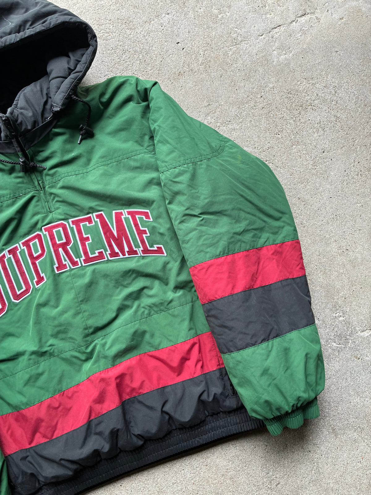 Supreme “HOCKEY PULLOVER” Jacket (L)