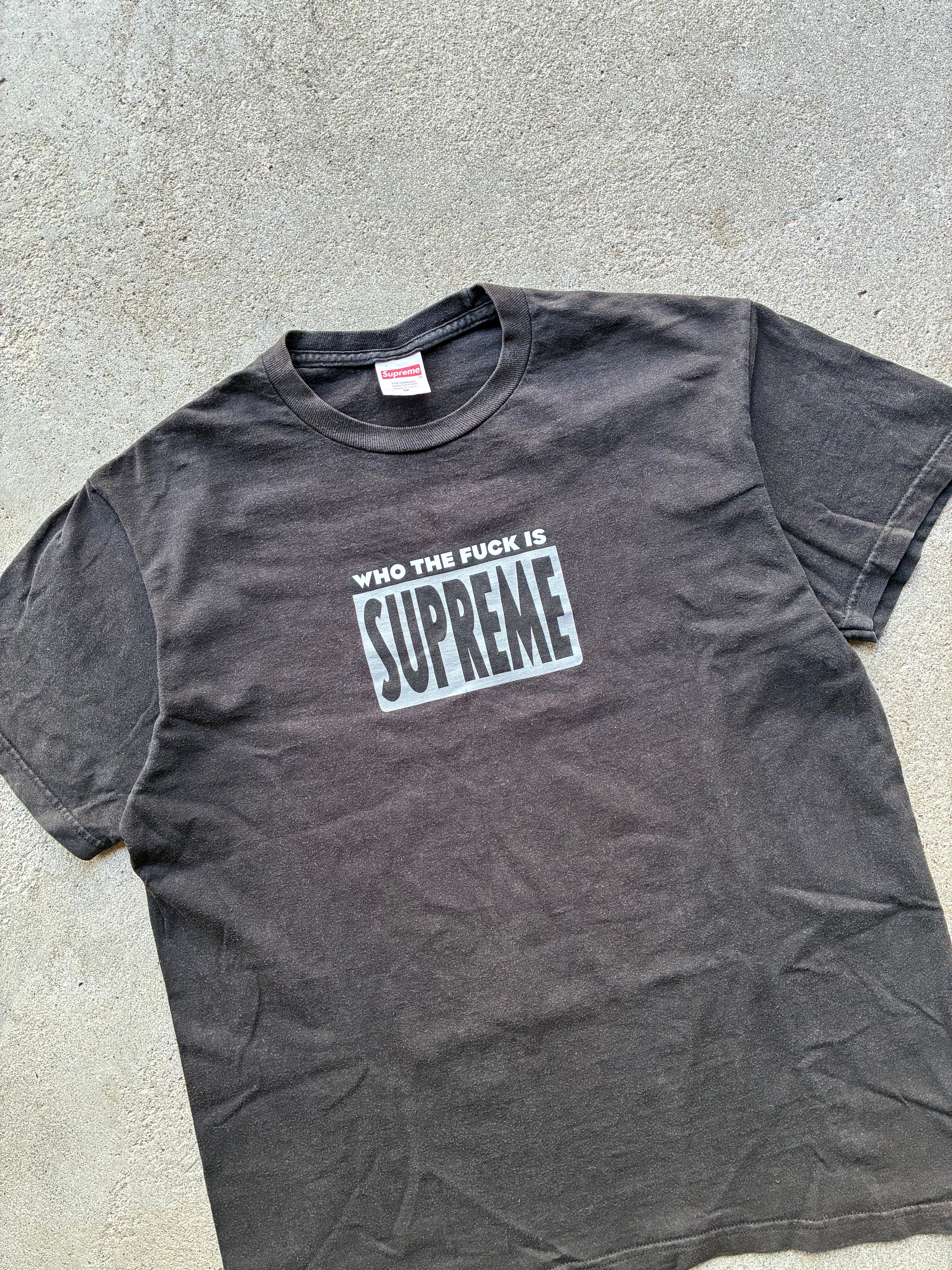 Supreme “WHO THE FU*K IS SUPREME” Tee (M)