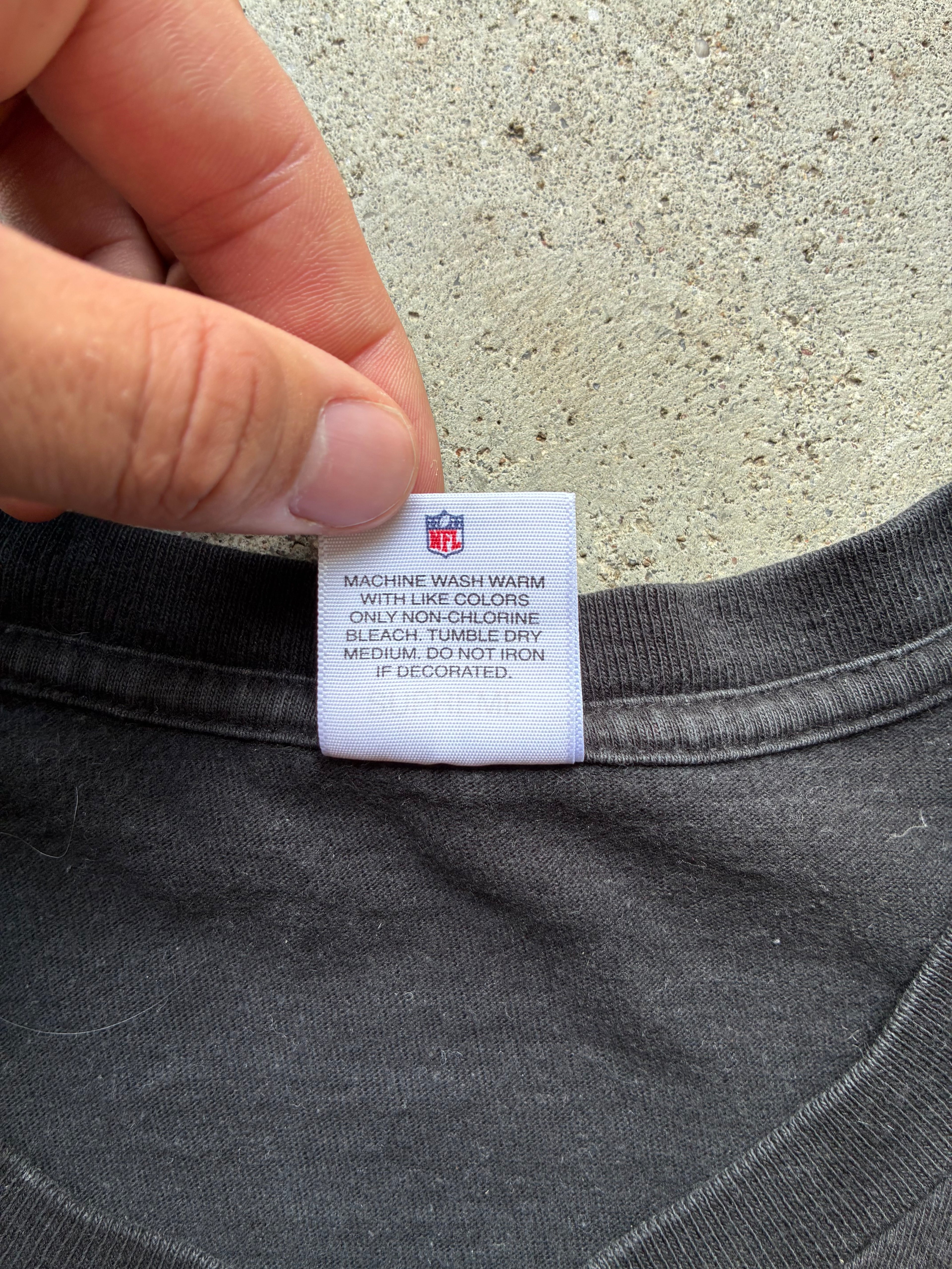 Supreme x NFL “RAIDERS X ‘47 POCKET BLACK SS19” Tee