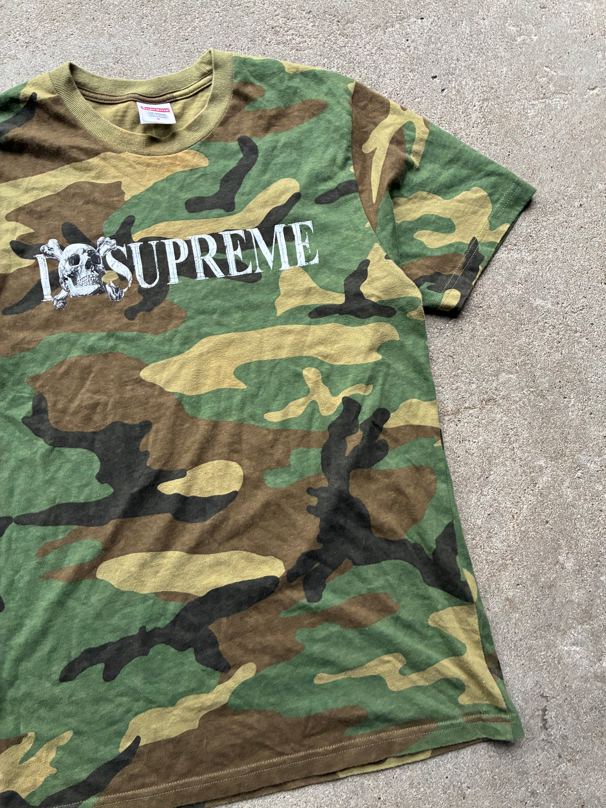 Supreme “SKULL FW25” Tee (S)