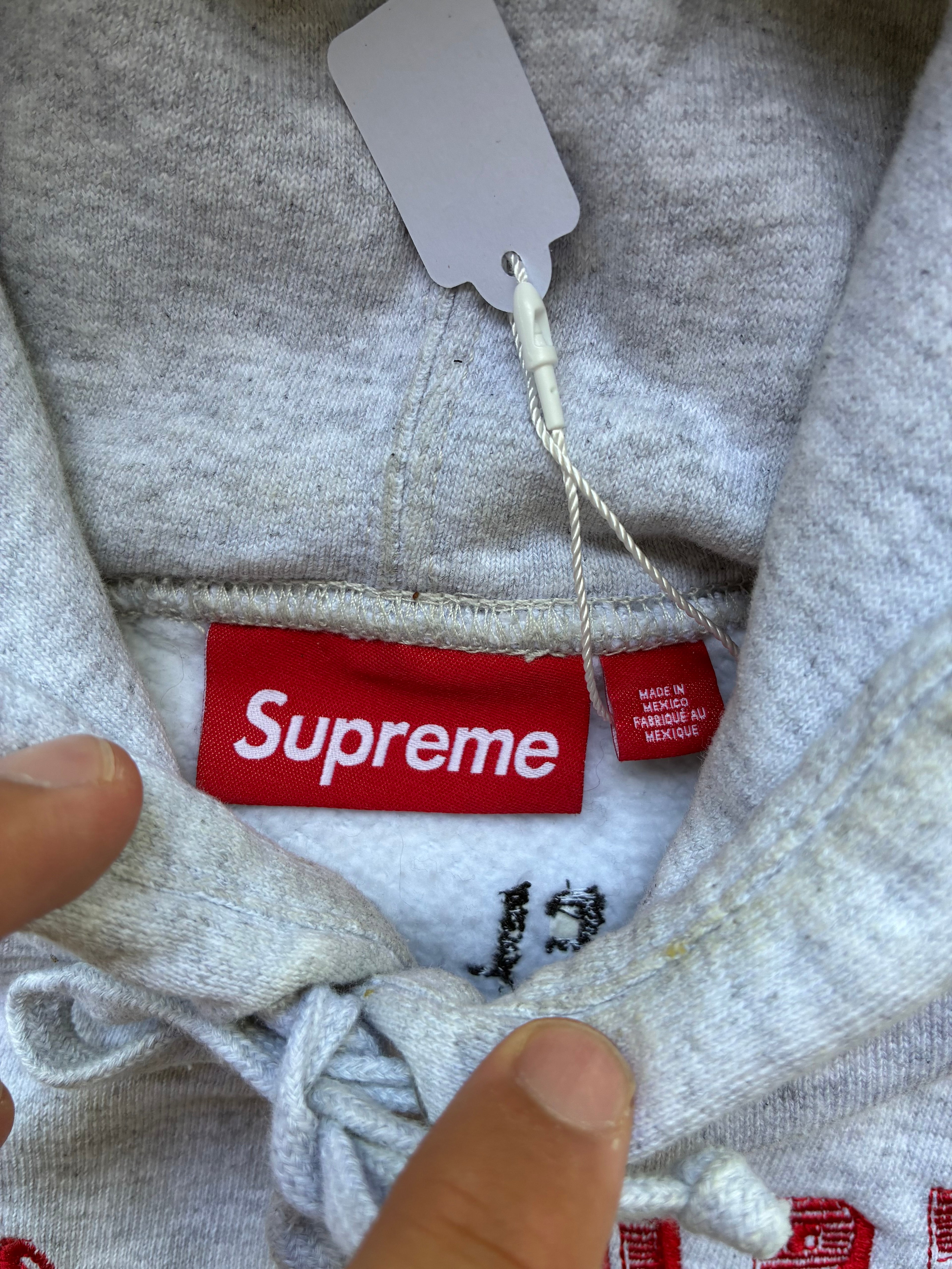 Supreme “TOO DEADLY SS26” Hooded Hoodie (L)