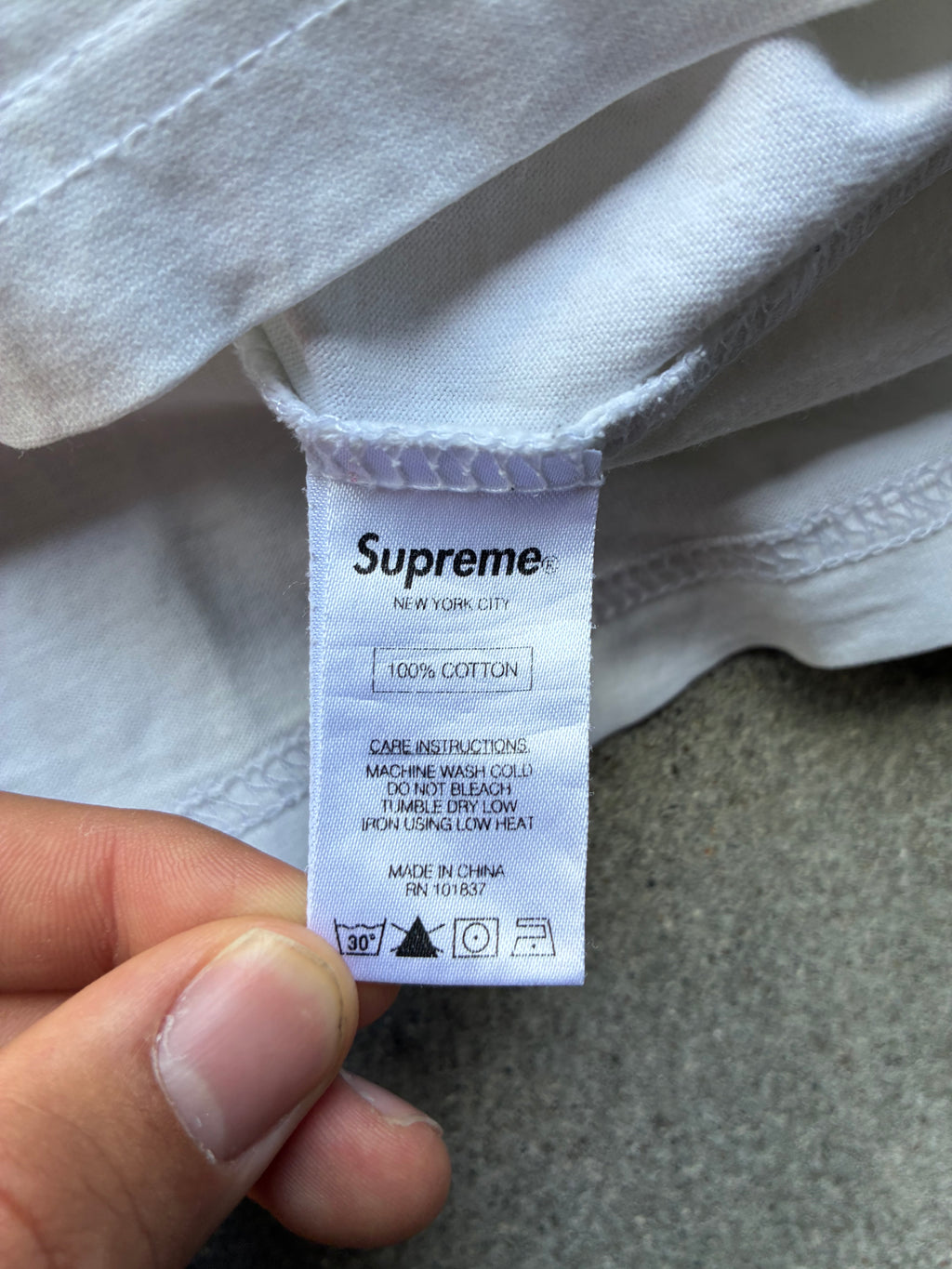 Supreme “FLAGS” Long Sleeve (M)