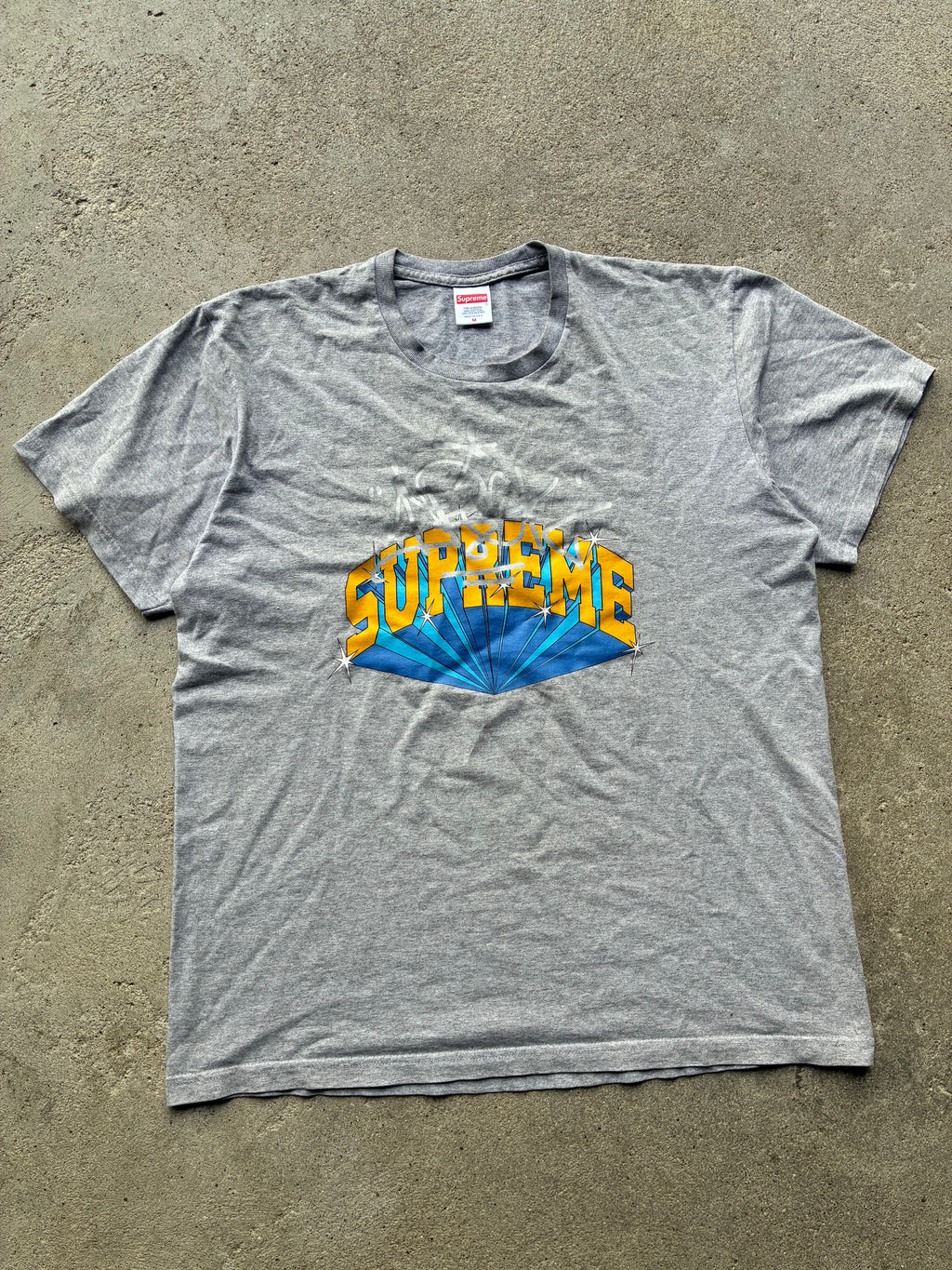 Supreme “IRAK ARC LOGO” Tee (M)