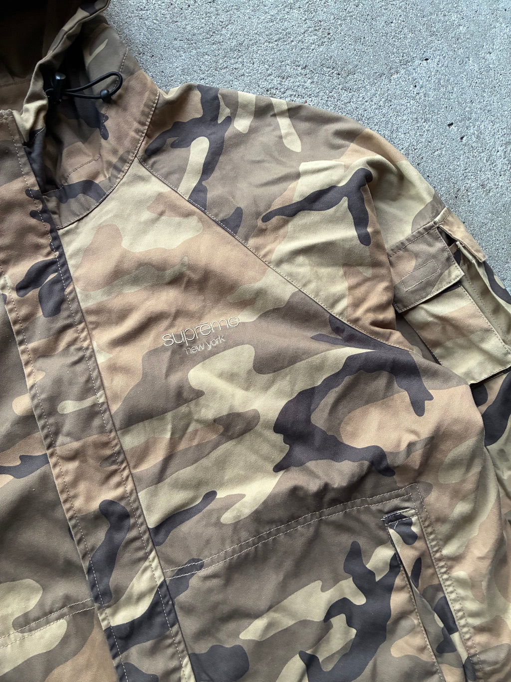 Supreme “CAMO COTTON FIELD” Jacket (M)