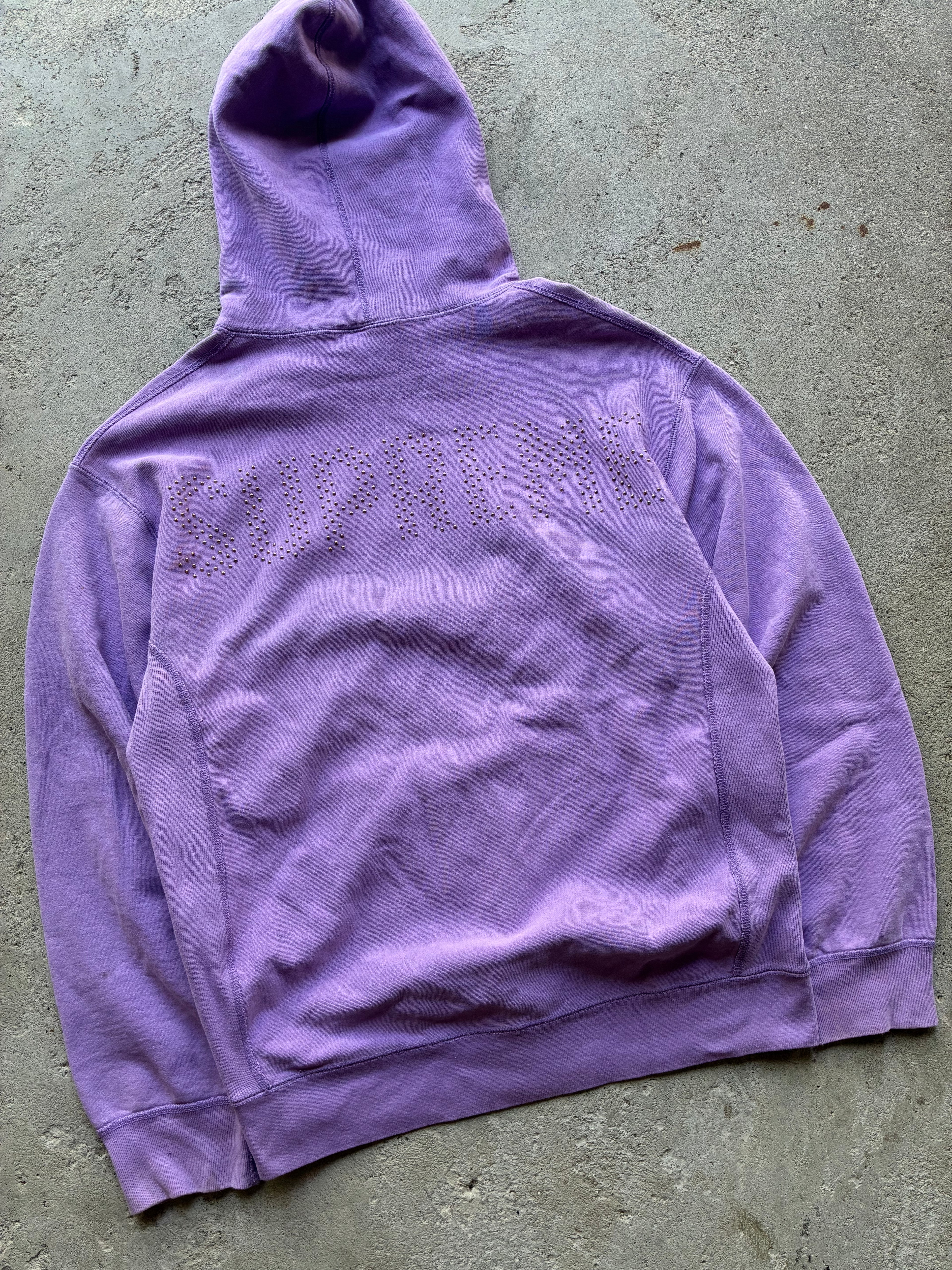 Supreme “STUDDED LOGO” Hoodie (L)
