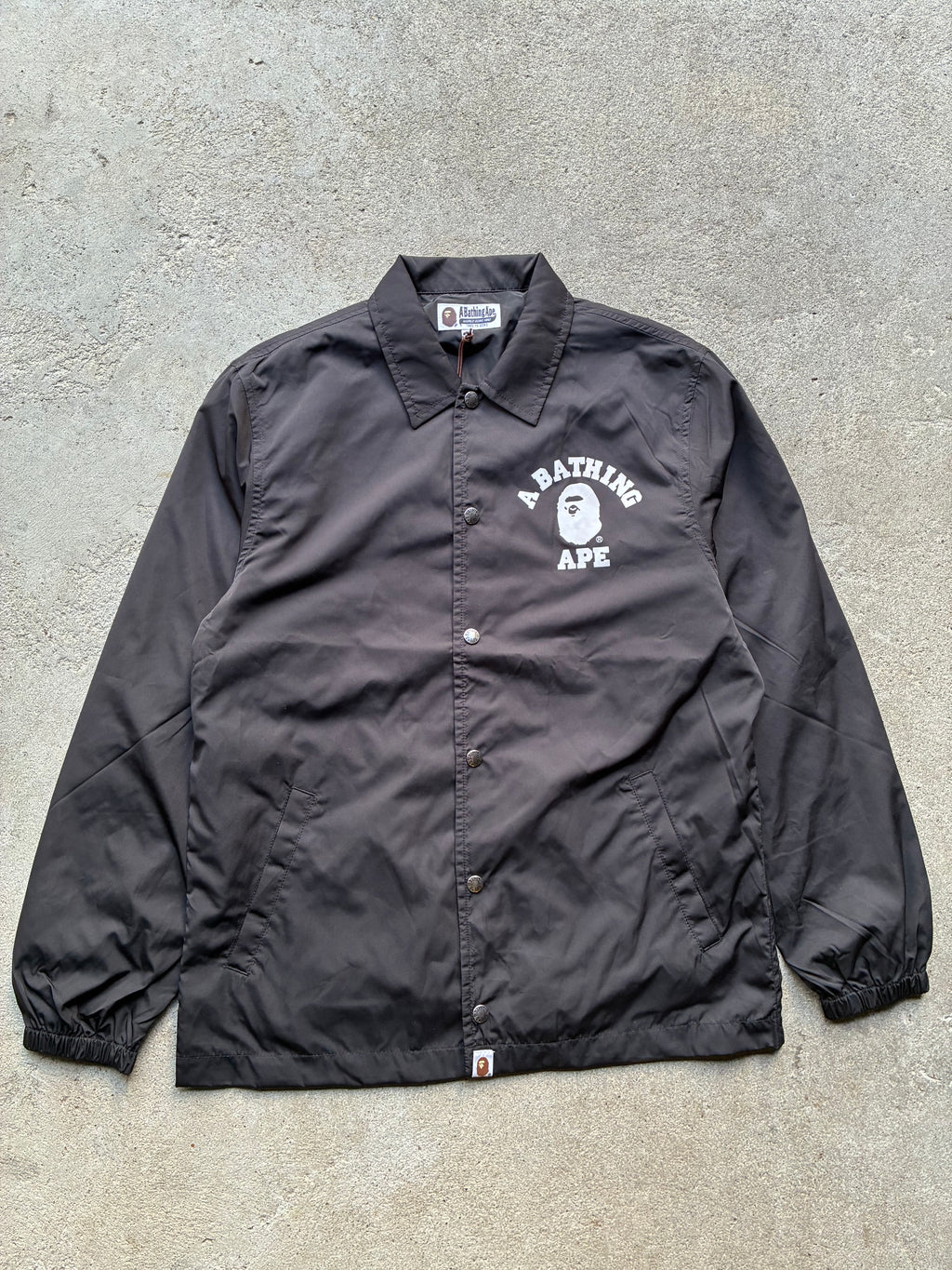Sort Bape coach jacket (M)