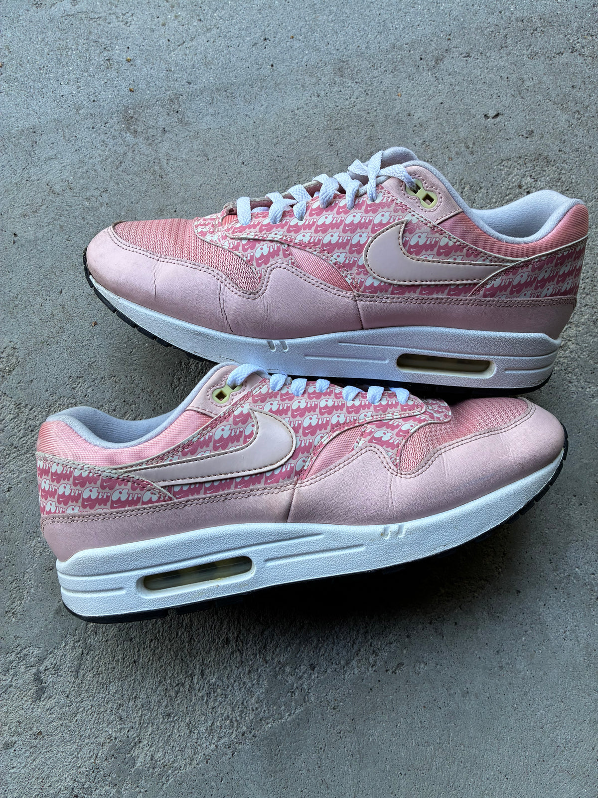 Nike Air Max 1 strawberry lemonade