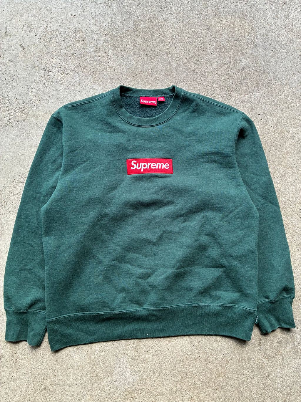 Supreme (FW22 FOREST GREEN) Box Logo. Crewneck (M)