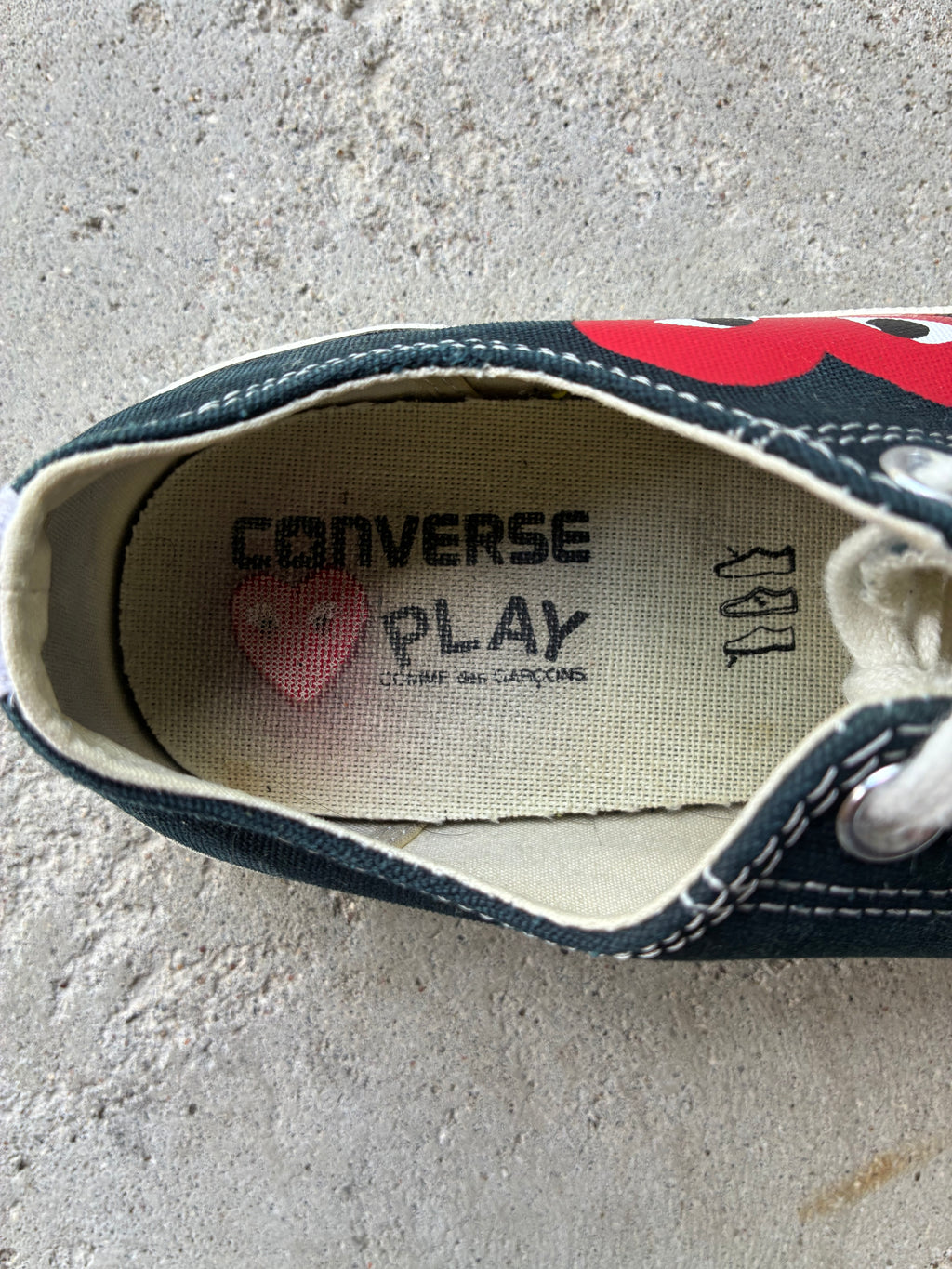 Converse x cdg