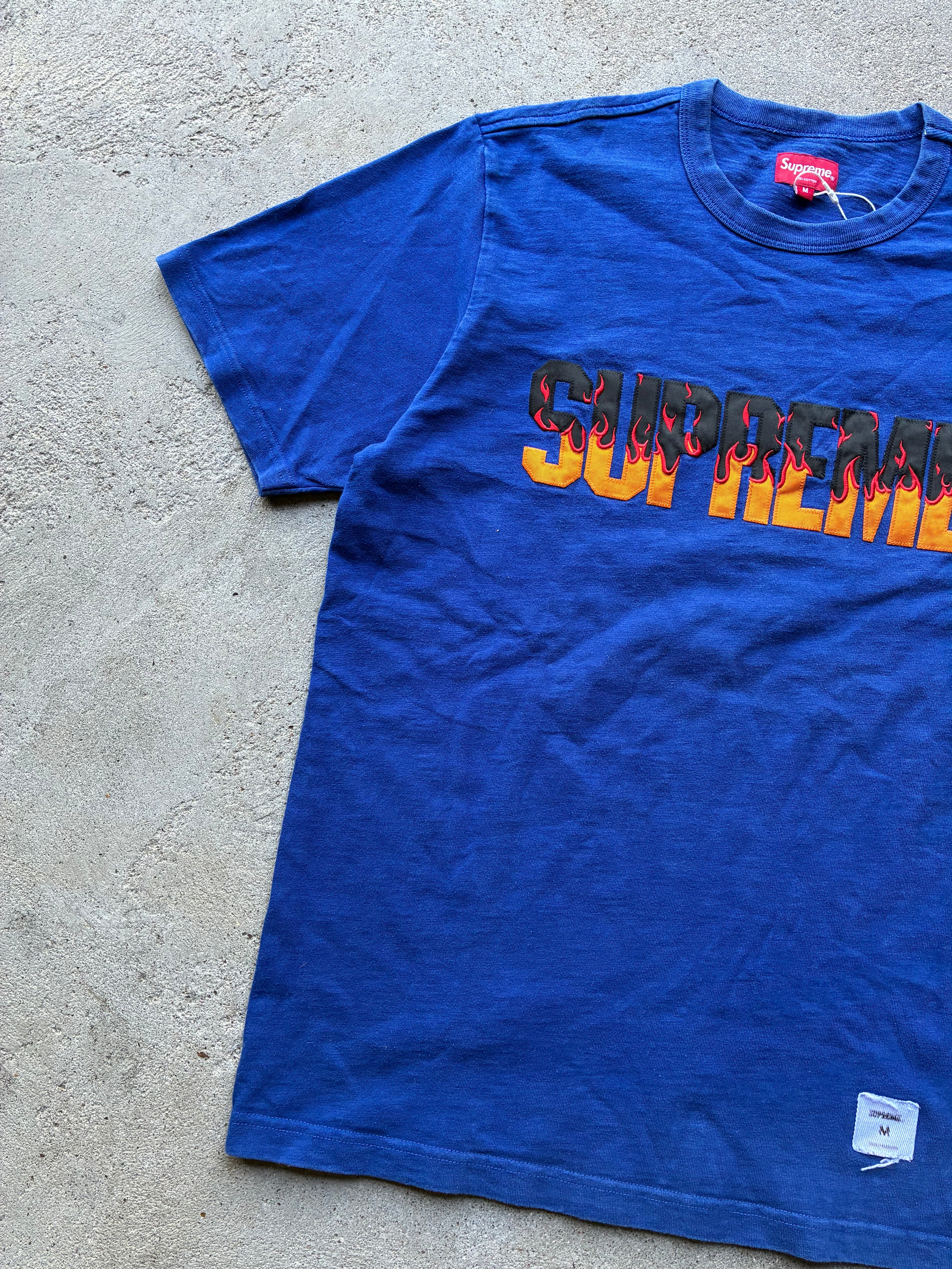 Supreme “FLAMES” Tee (M)