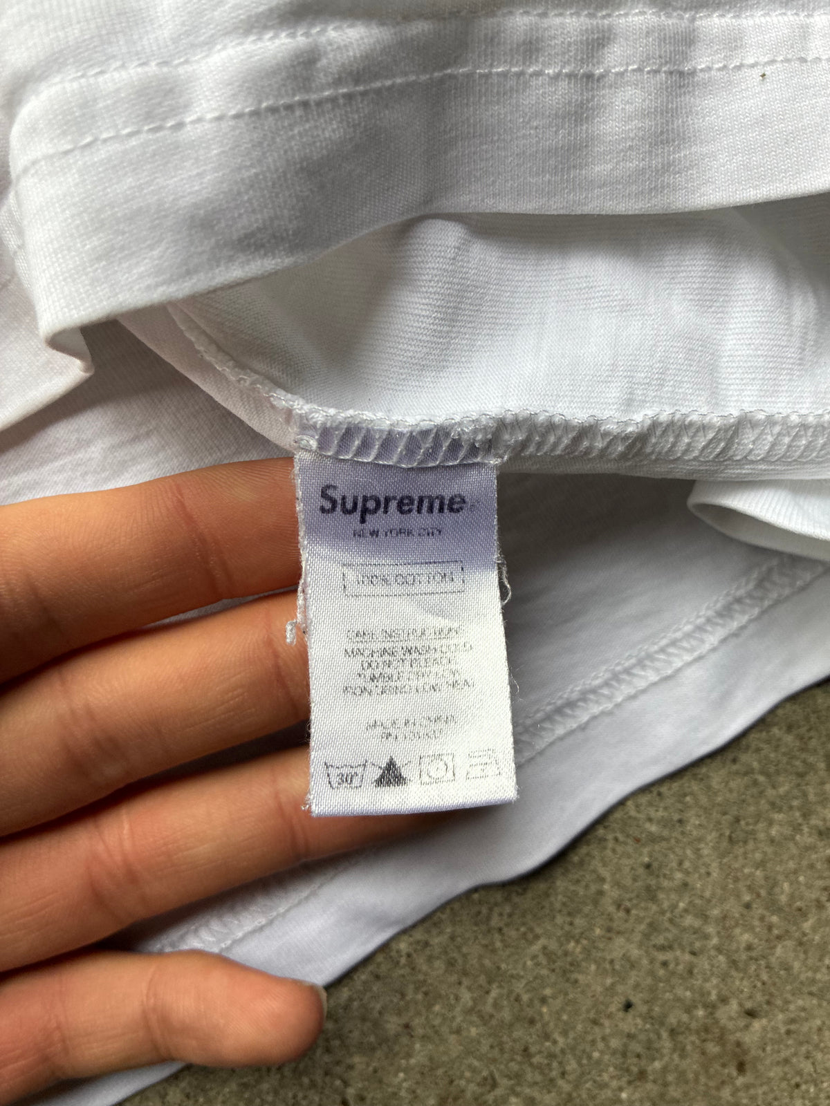 Supreme “LIGHT” Tee (XL)
