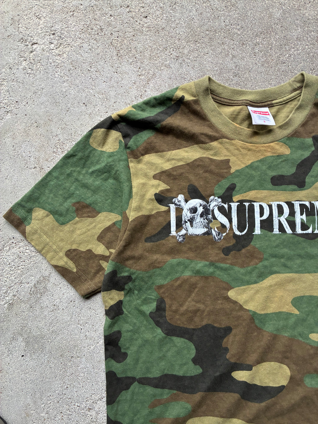 Supreme “SKULL FW25” Tee (S)