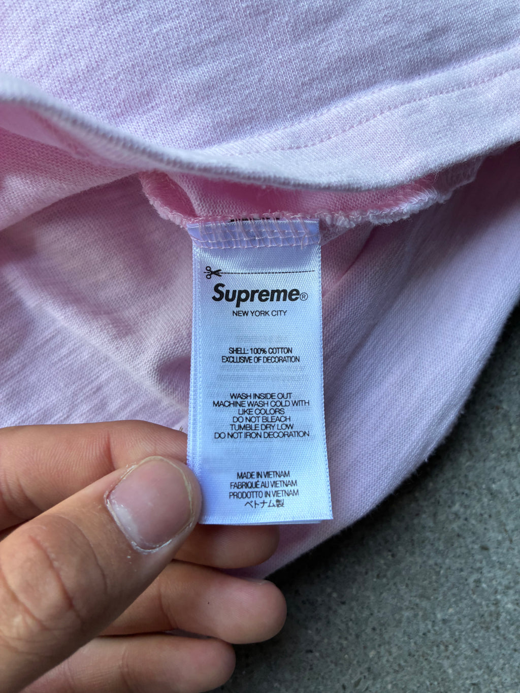 Supreme “SATIN APPLEQUE SS25” Tee (M)