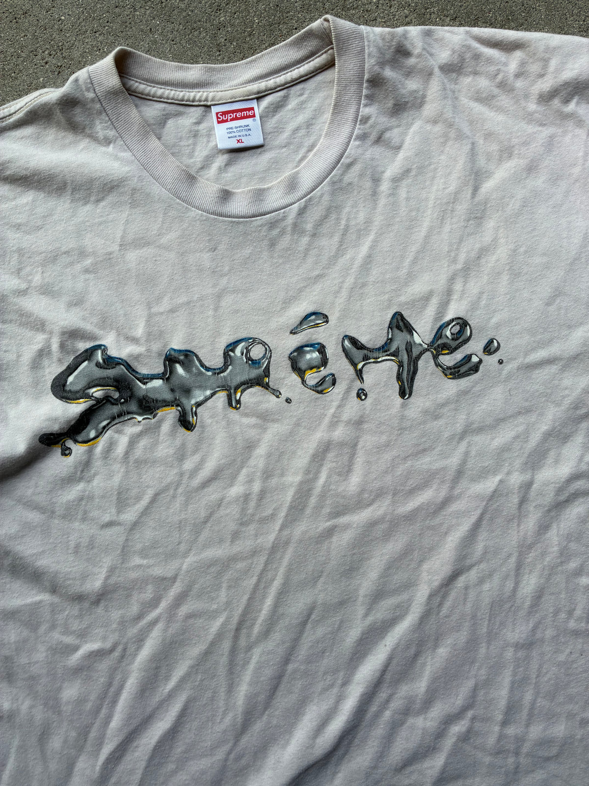 Supreme “LIQUID” Tee (XL)