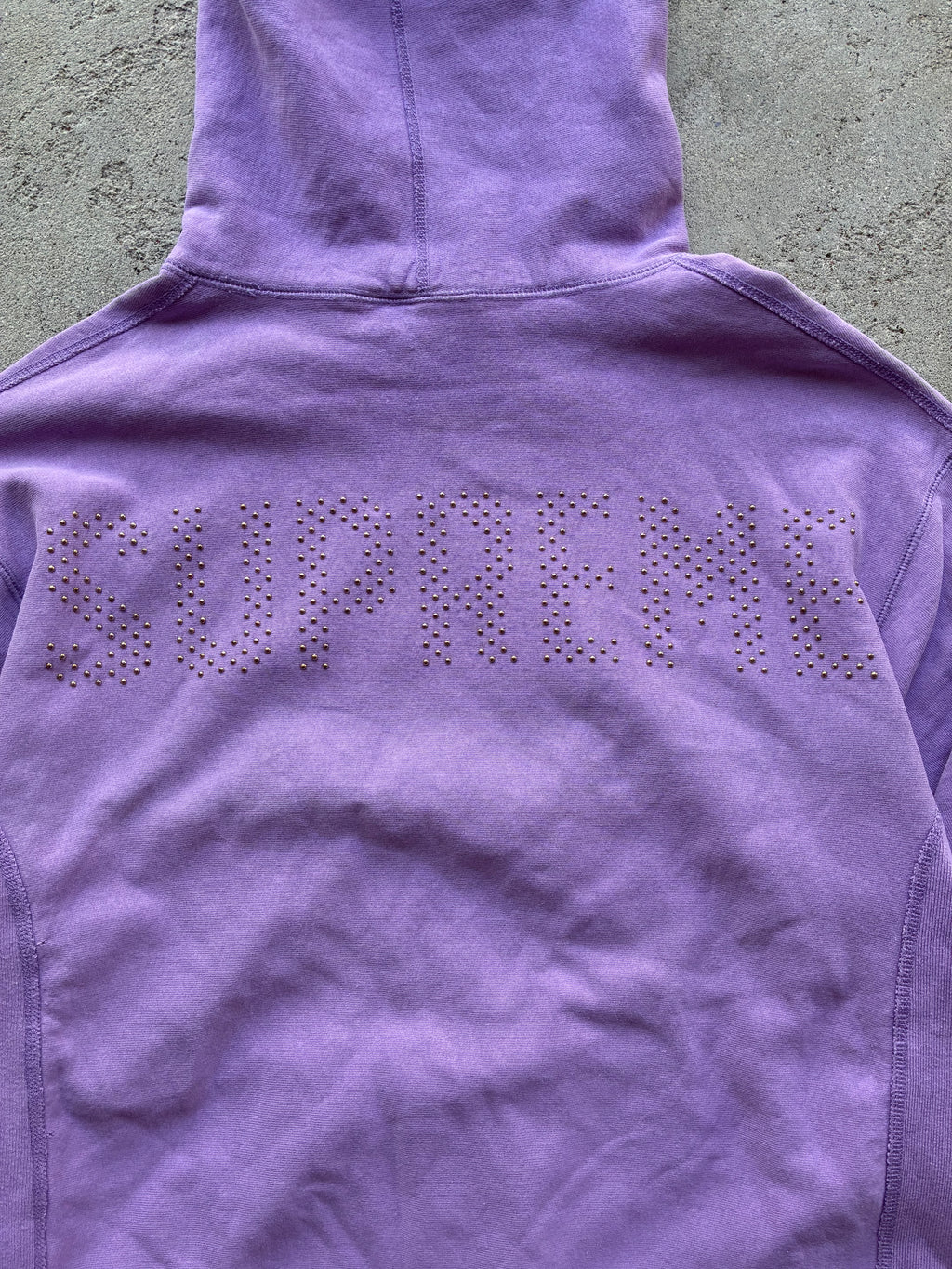 Supreme “STUDDED LOGO” Hoodie (L)