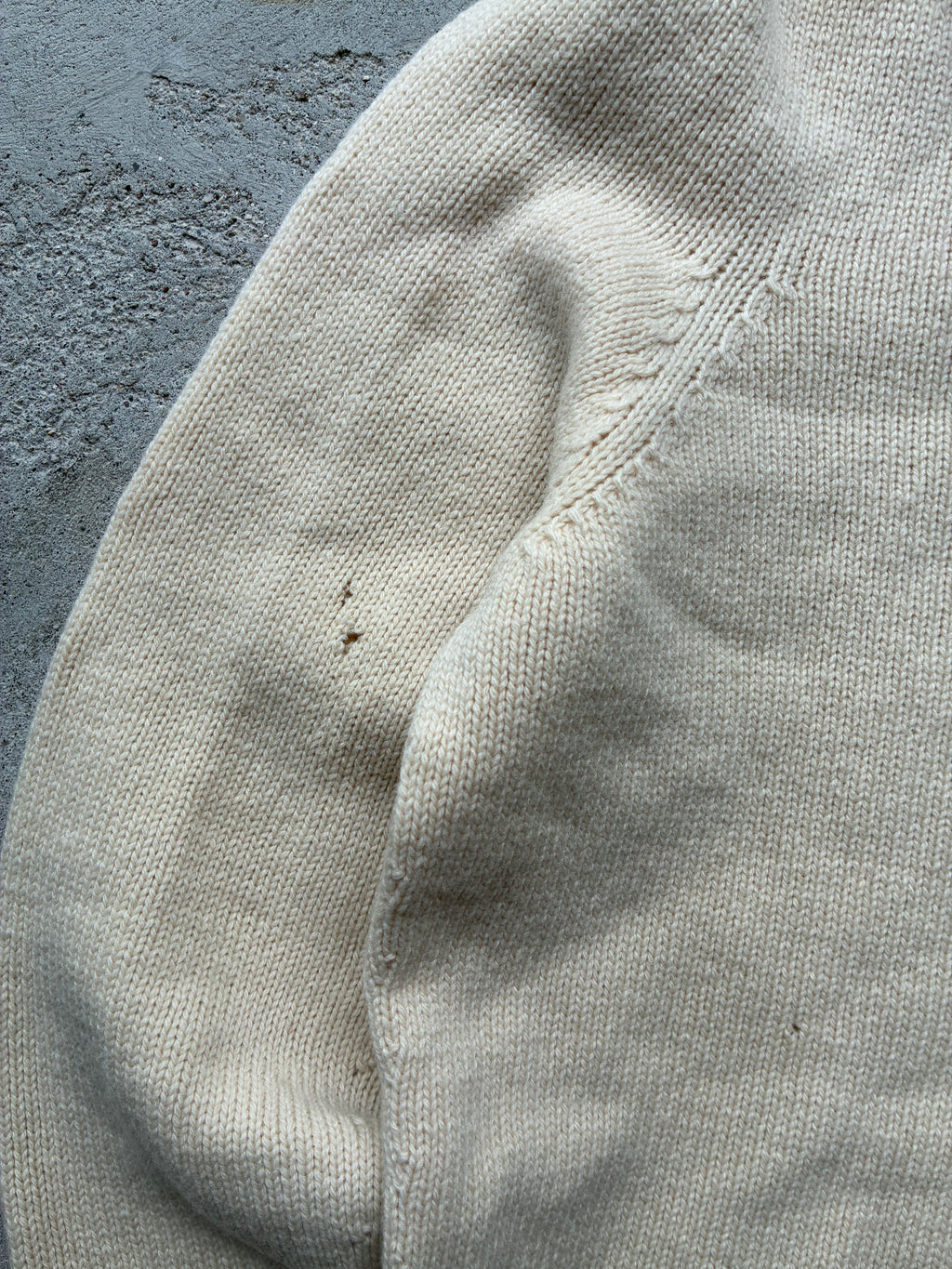 Vintage Stone Island sweater (M-L)