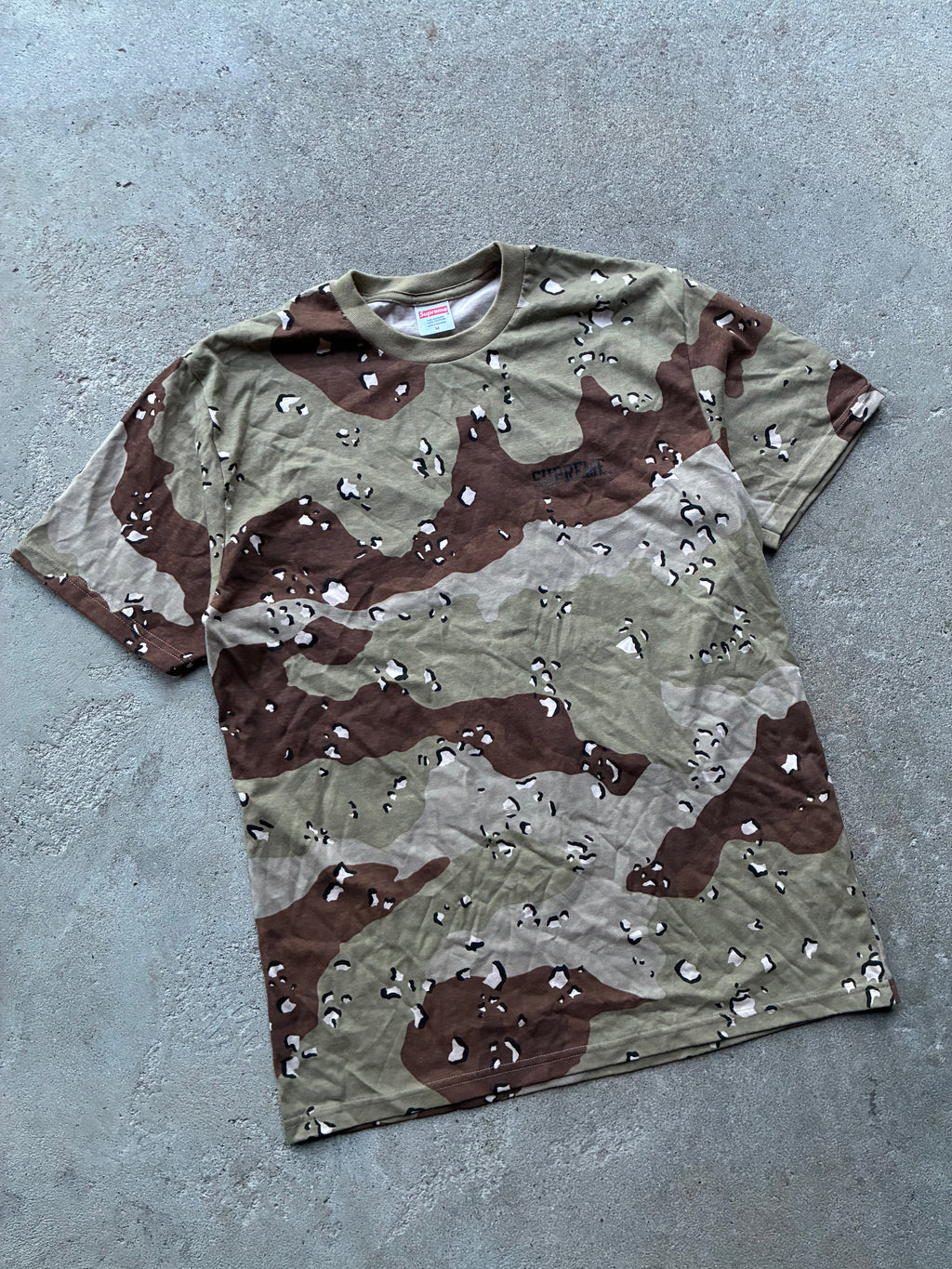 supreme “MIKE KELLEY CHOCLATE CHIP CAMO” Tee (M)