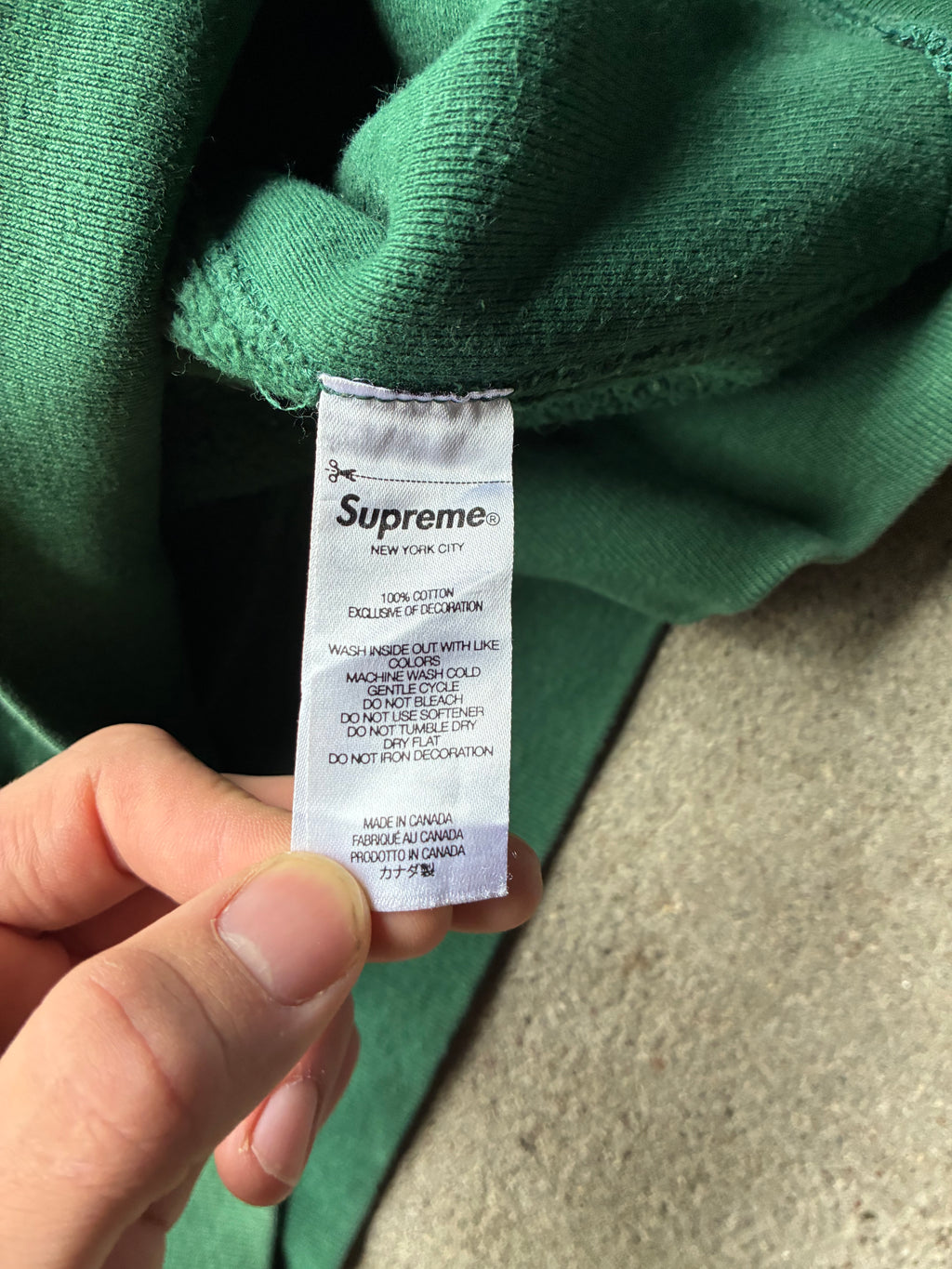 Supreme “ARABIC LOGO” Hoodie (M)