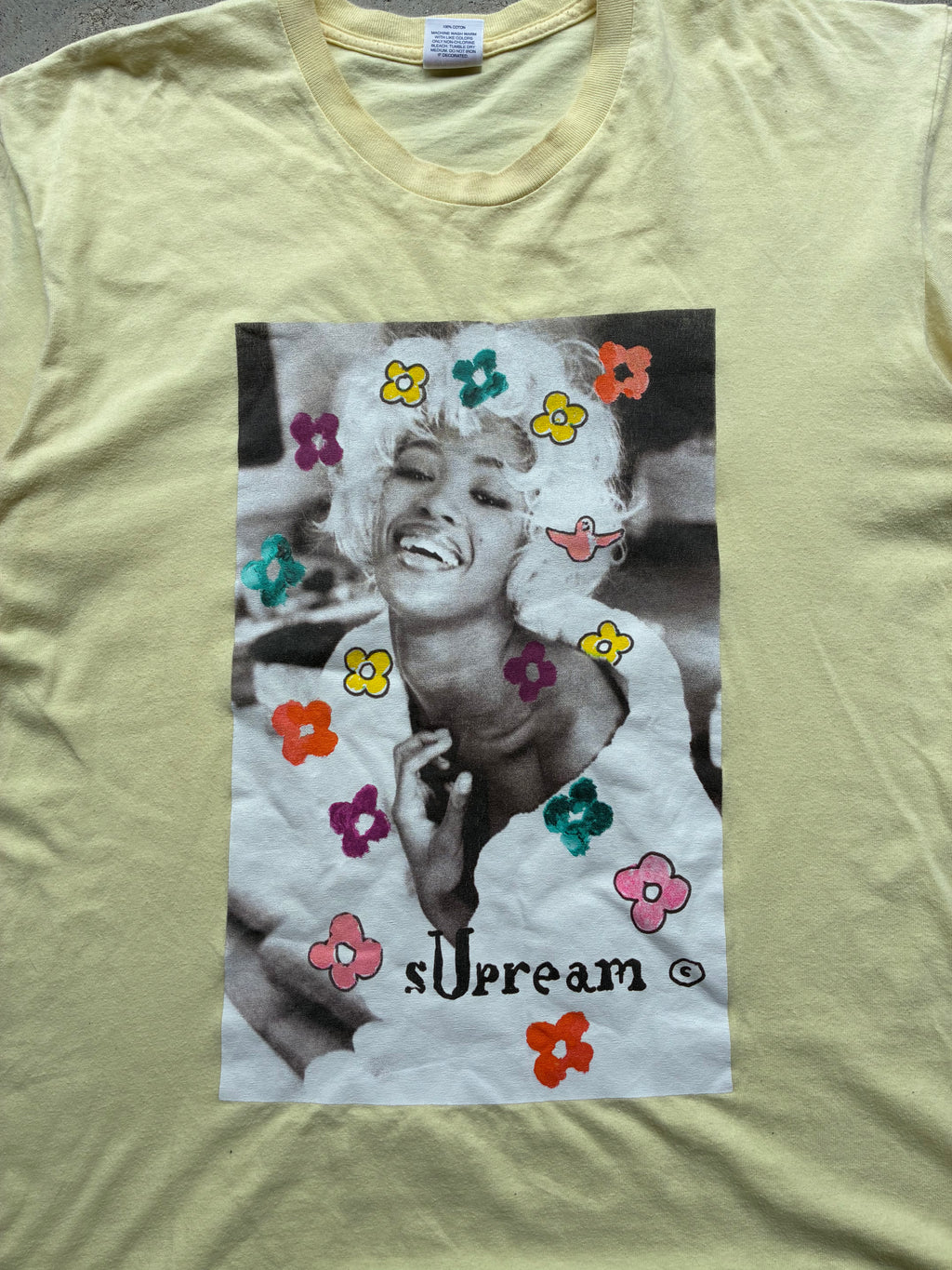 Supreme “NAOMI SS20” Tee (XL)