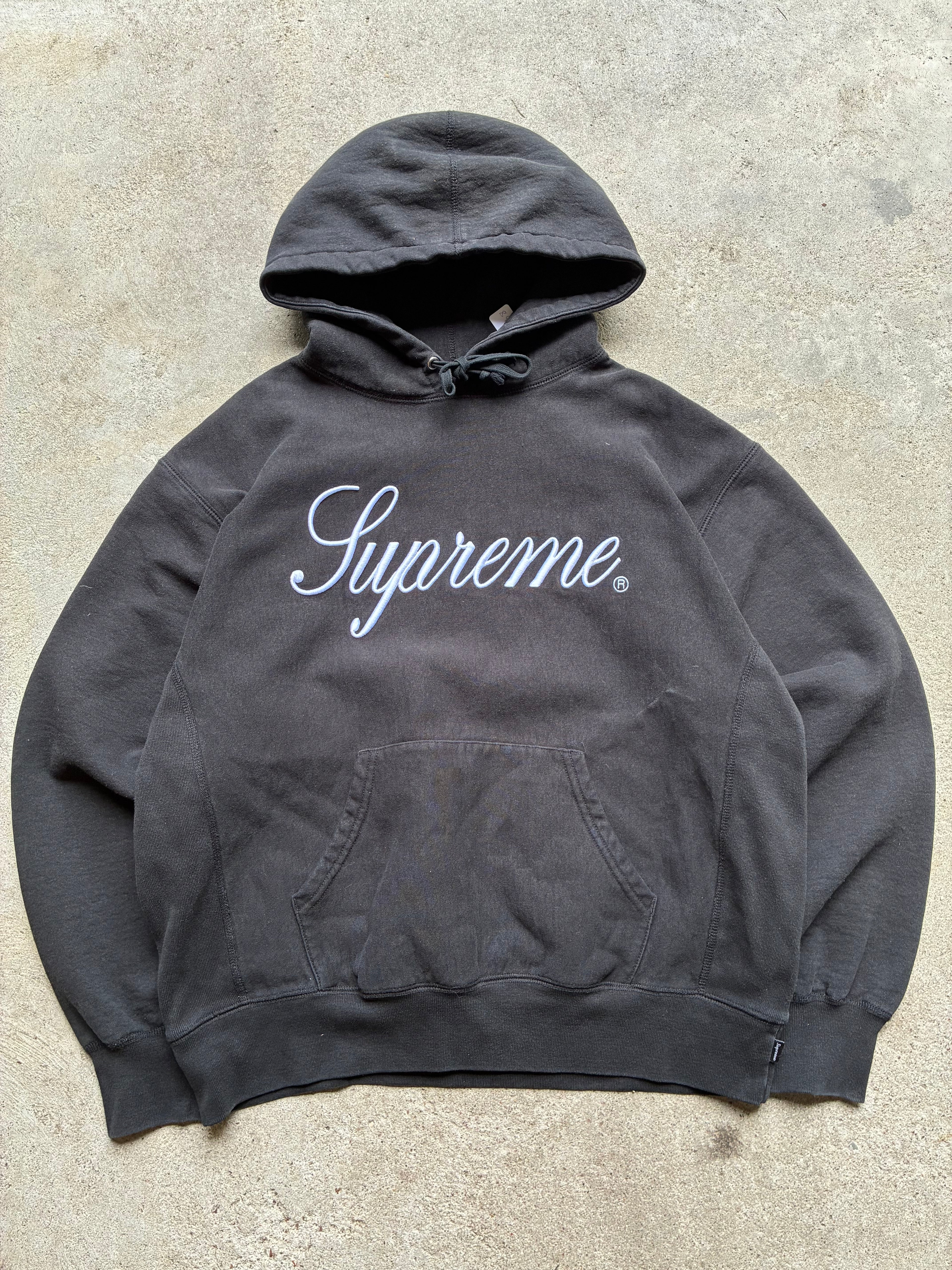 Supreme “EMBROIDERED SCRIPT” Hoodie (S)