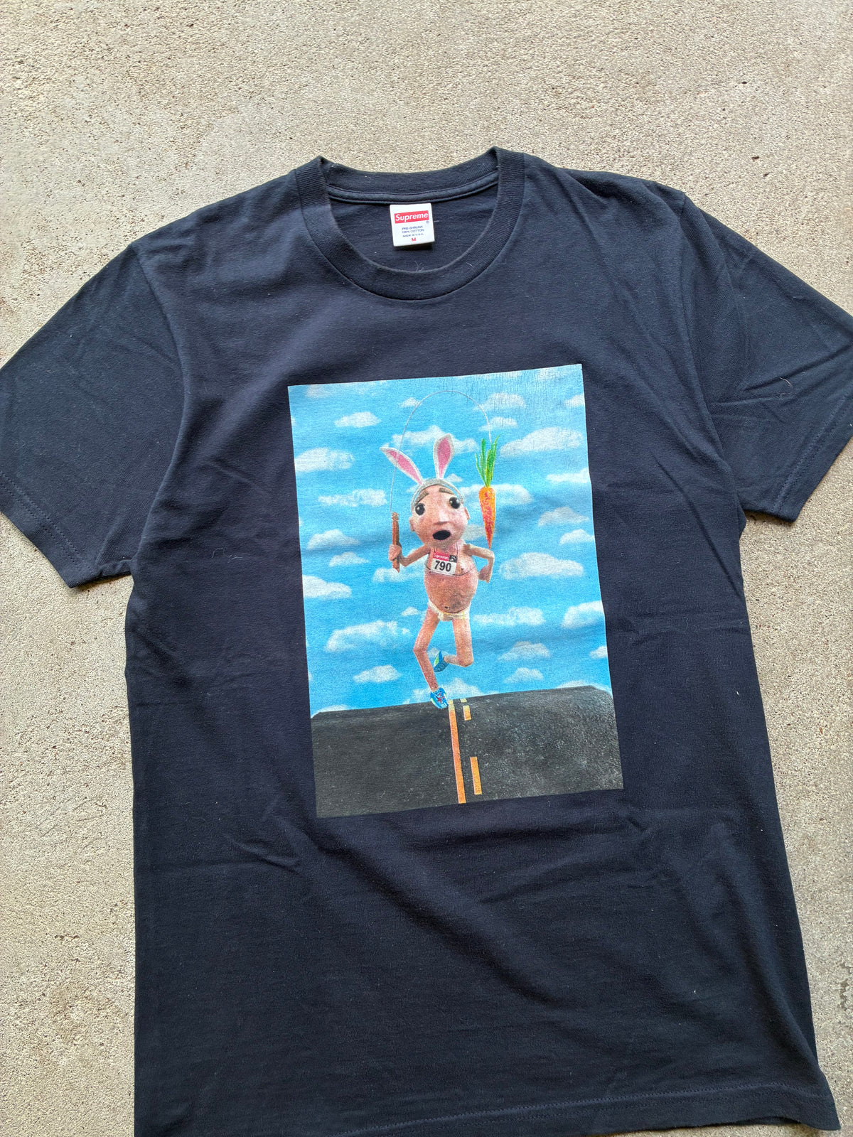 Supreme “MIKE HILL RUNNER” Tee (M)