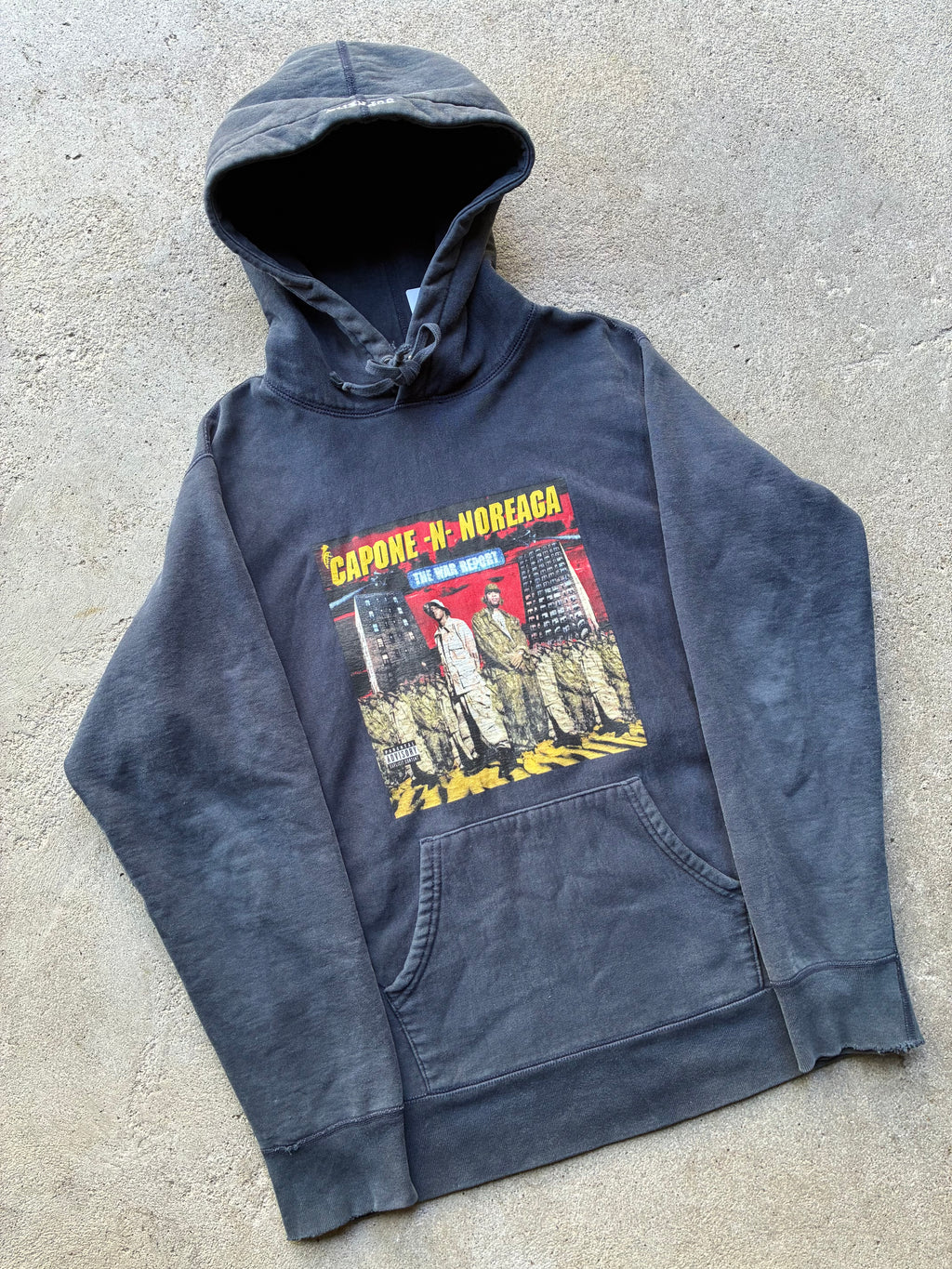 Supreme “WAR REPORT” Hoodie (M)